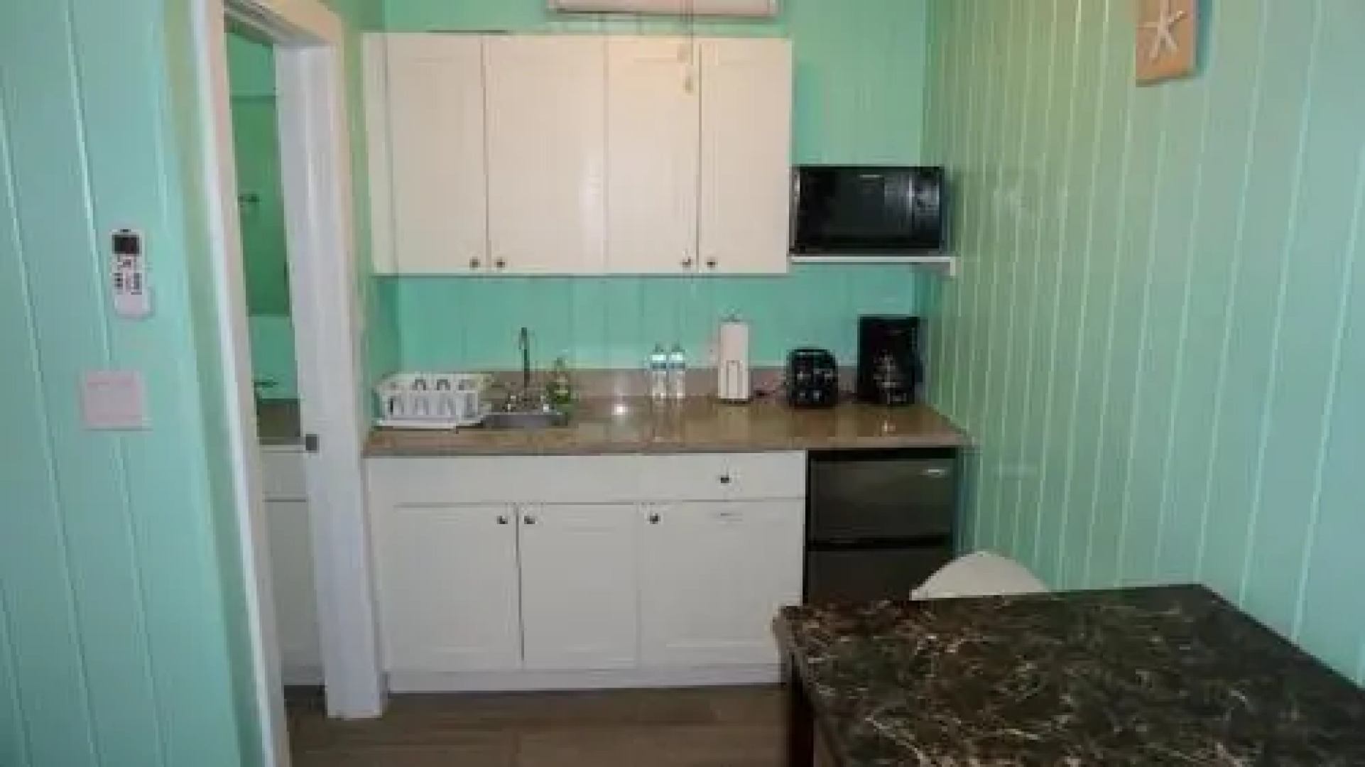 Harbourbreeze Suites