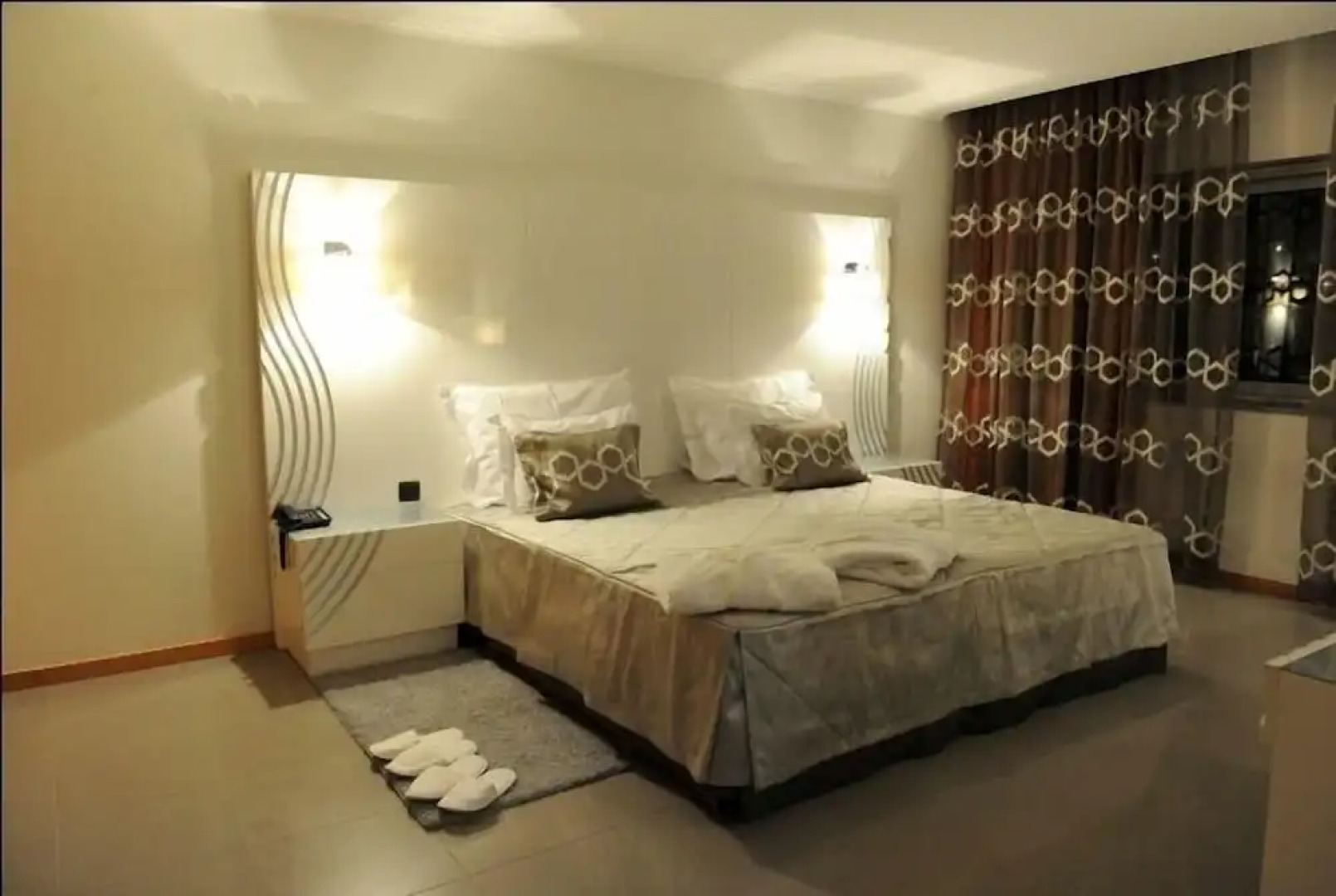 Aparthotel Tropicana