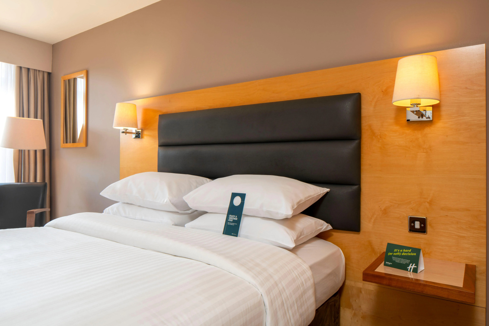 Holiday Inn London Brentford Lock by IHG