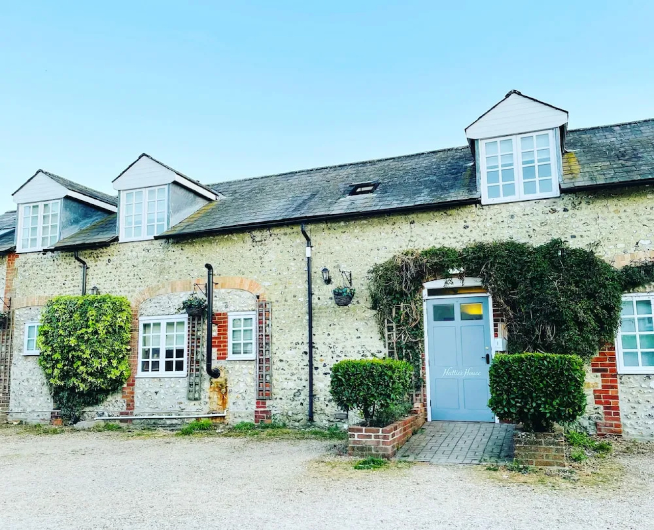 Greyhound Inn