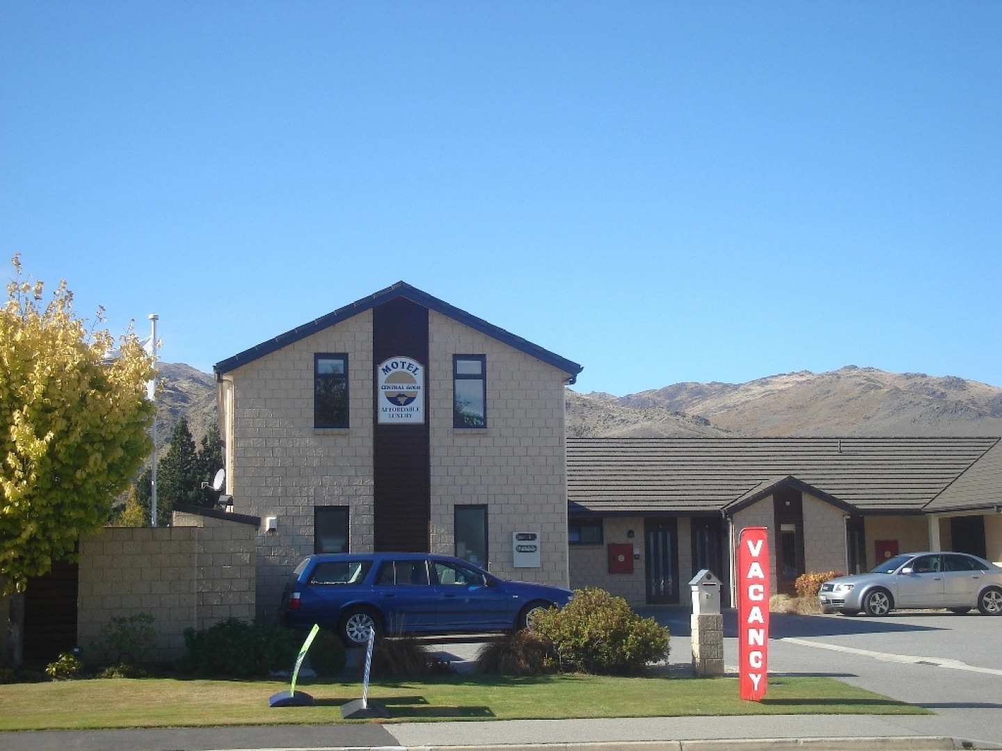 ASURE Central Gold Motel