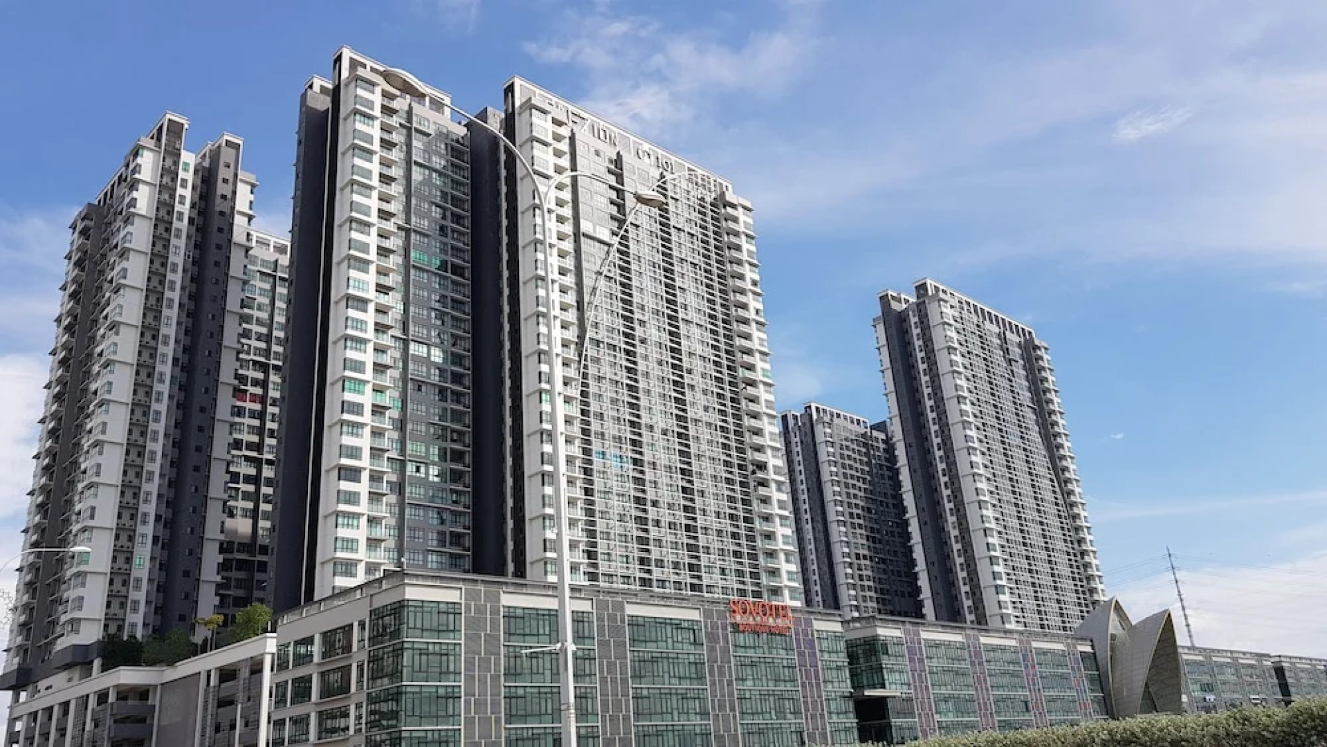 Alyssa Conezion Suite