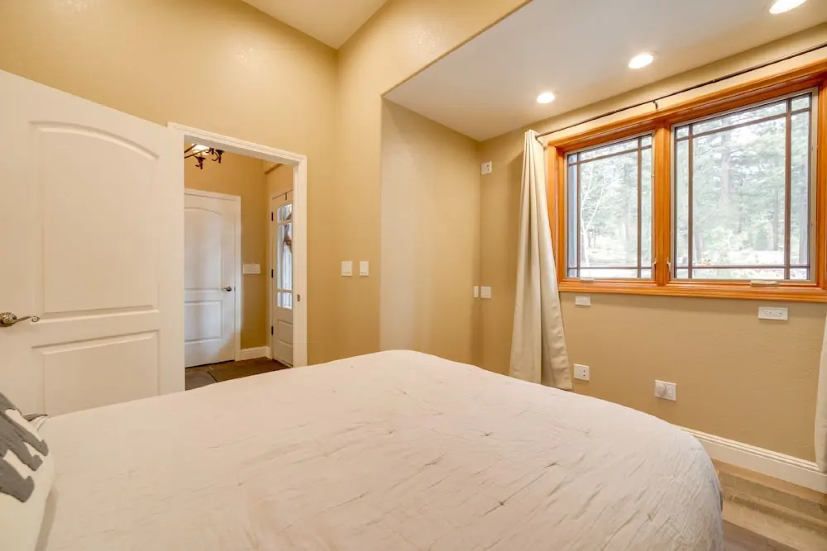 4 Mi to Ski Mt Rose: Sleek Reno-lake Tahoe Home