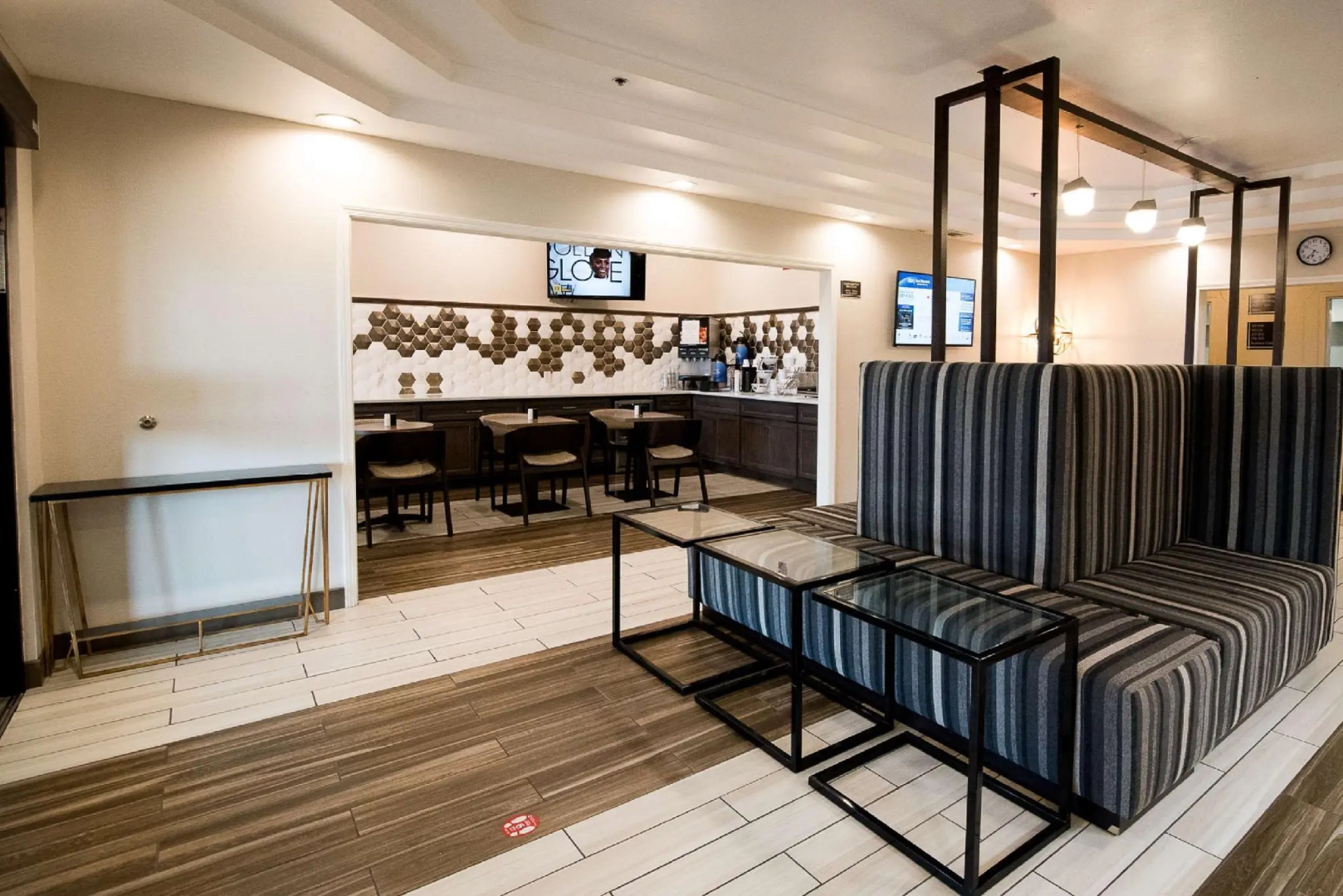 SureStay Plus Hotel by Best Western Topeka Northwest