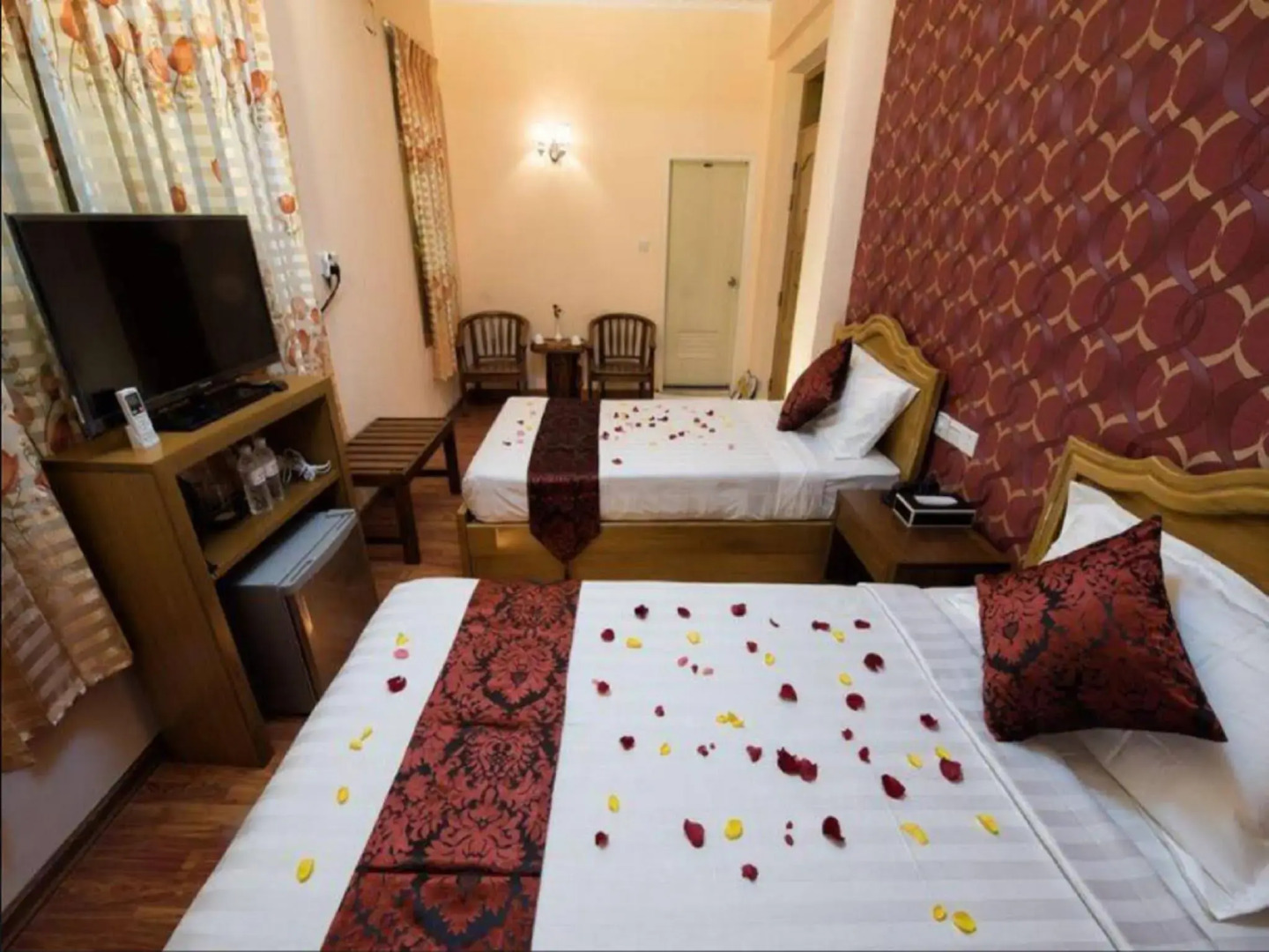 Royal Yadanarbon Hotel