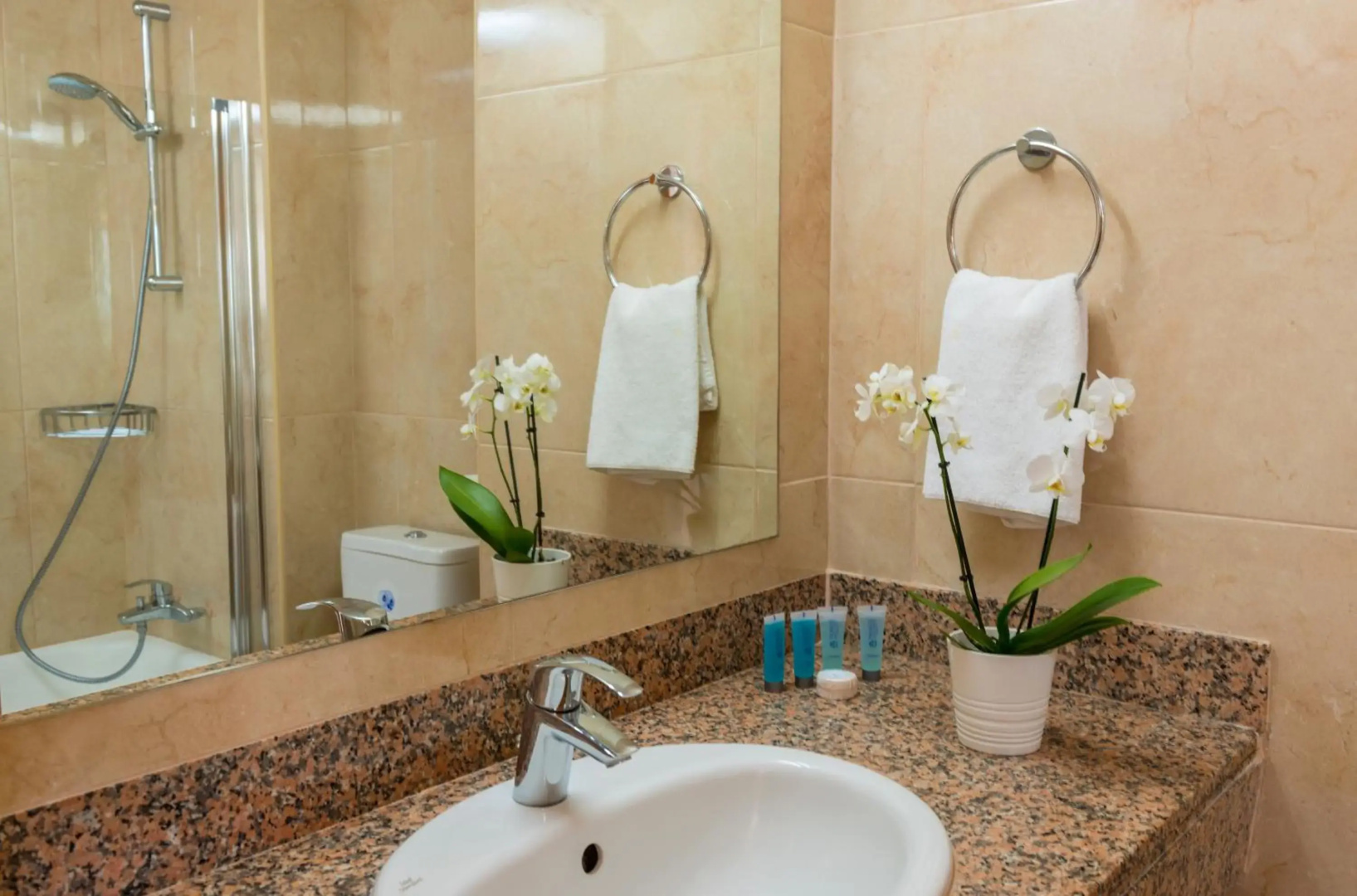 Ascos Coral Beach Hotel