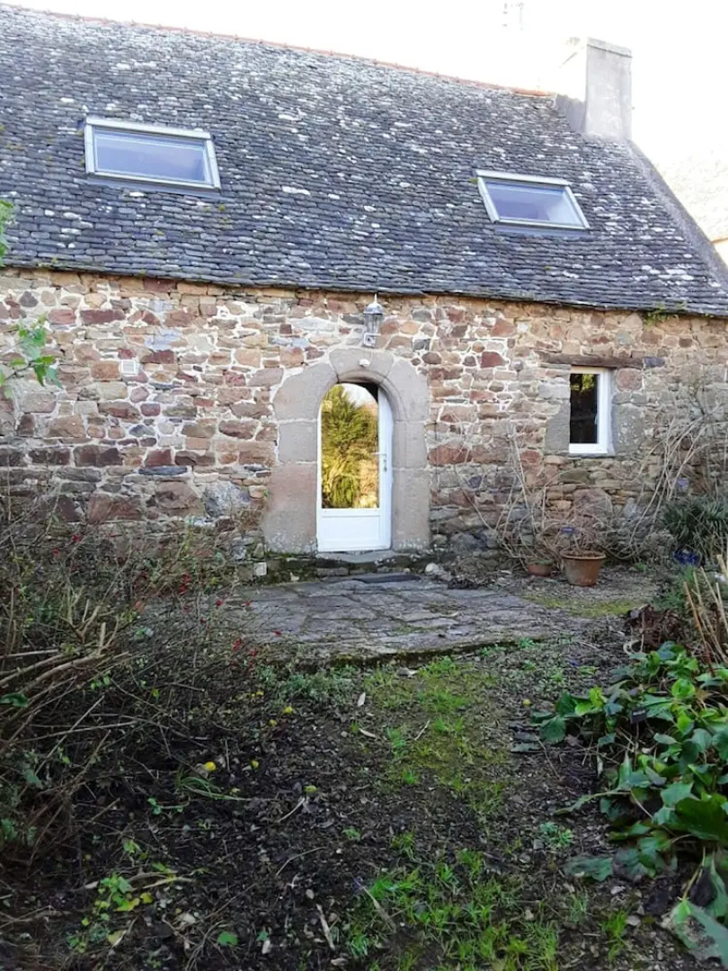 House With 2 Bedrooms in Guimaëc, With Wonderful sea View, Enclosed Ga