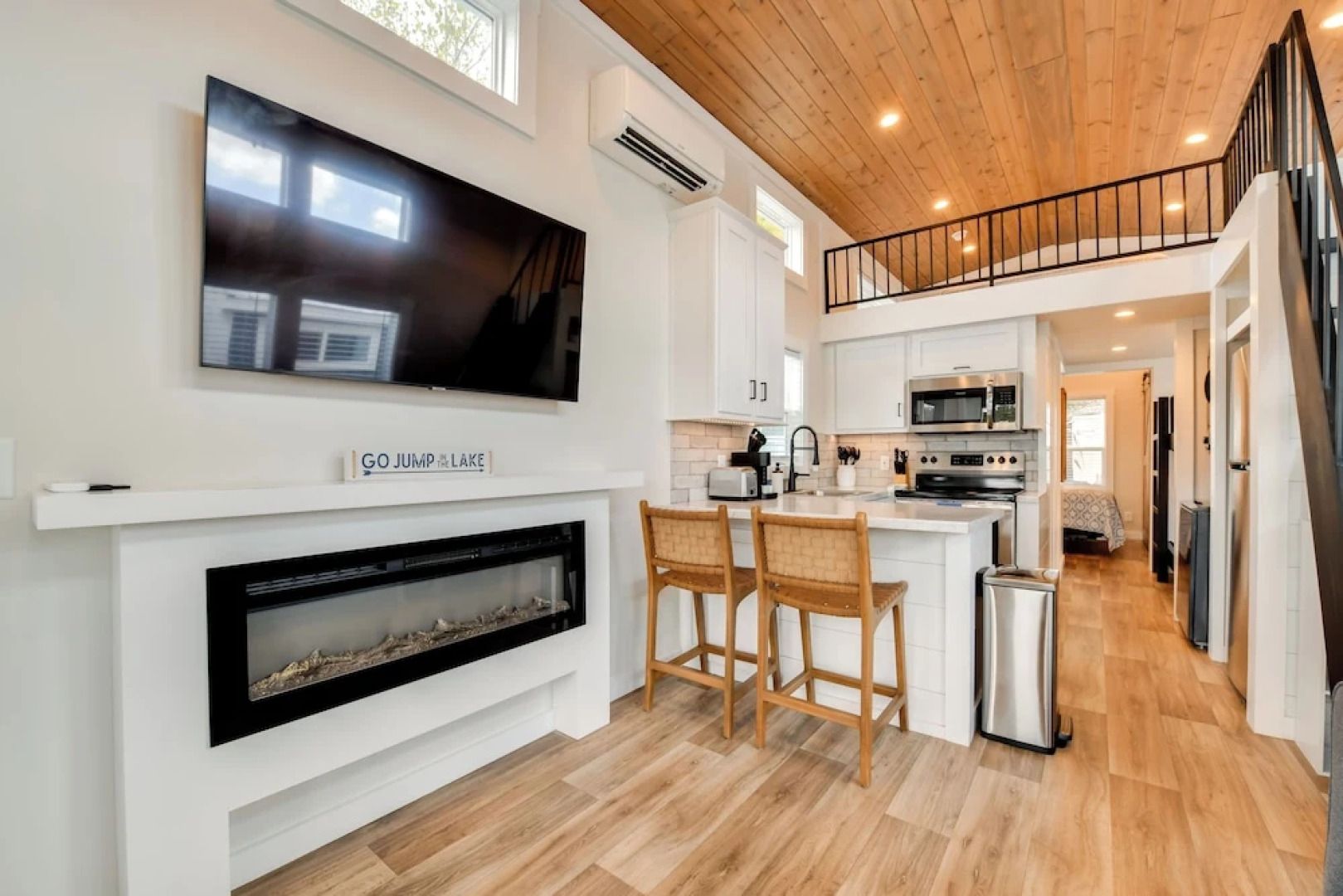 < 1 Mi to Marina: Lake Norman Home w/ Pool Access!