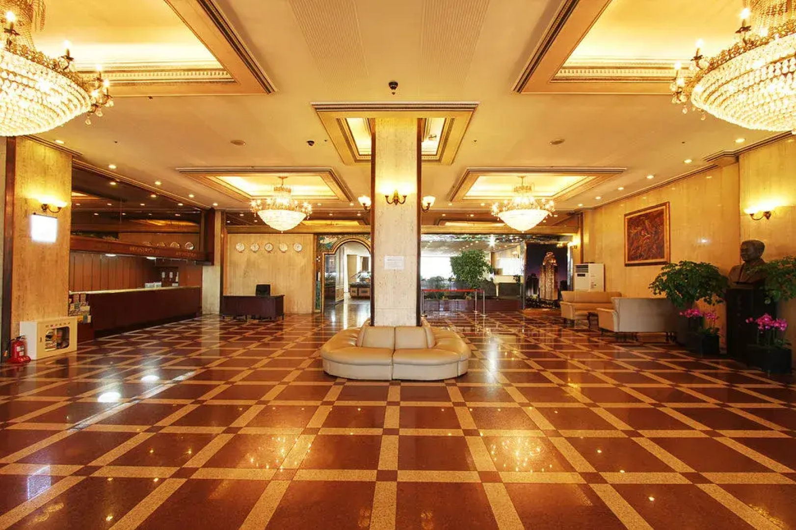 Rasung Tourist Hotel