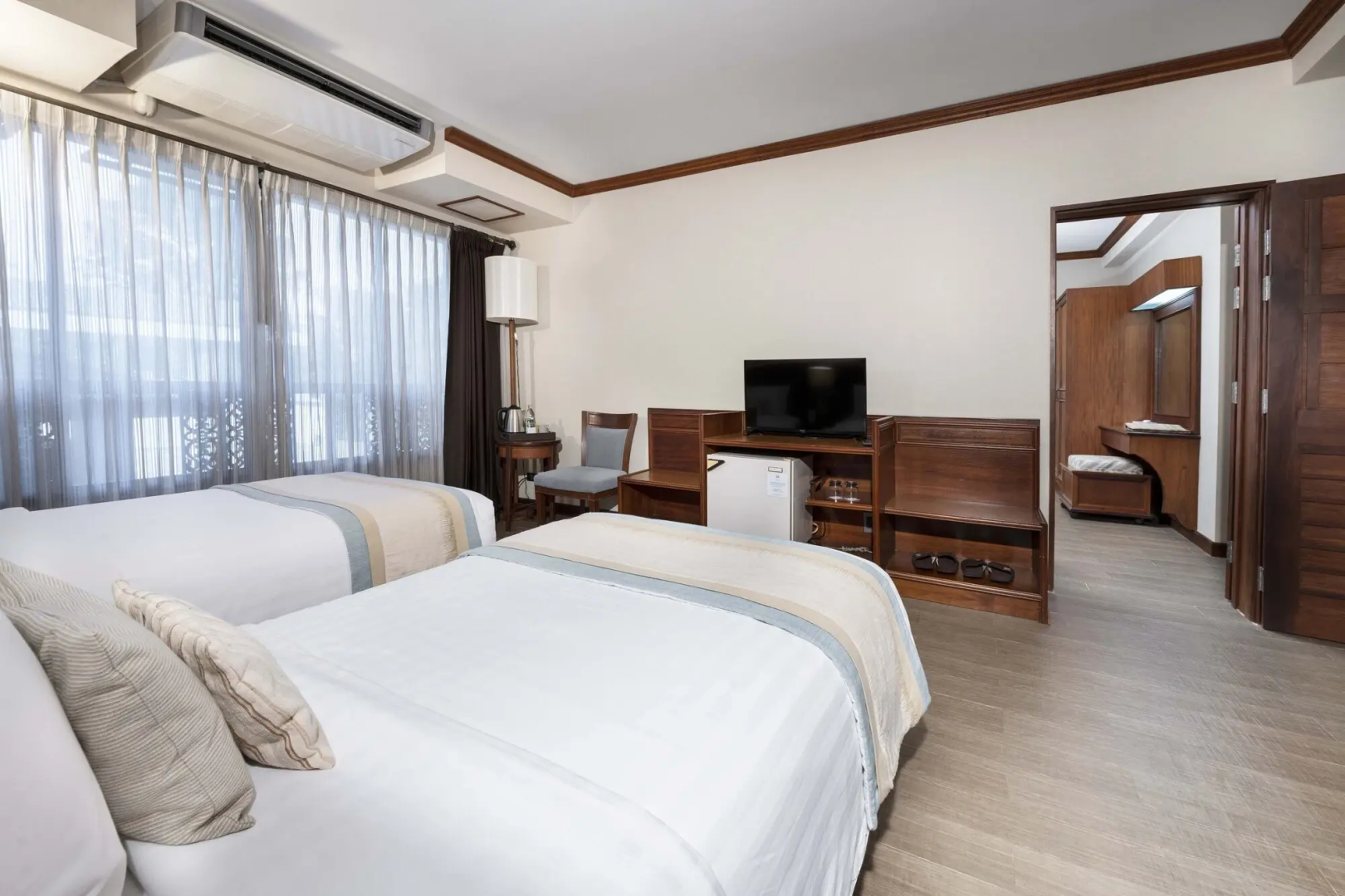 Tohsang Heritage Ubon Hotel