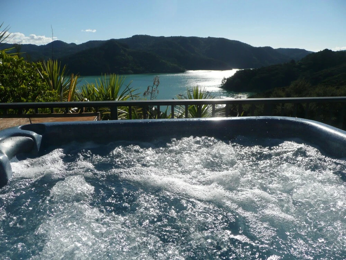 Waimanu Lodge Whangaroa Harbour