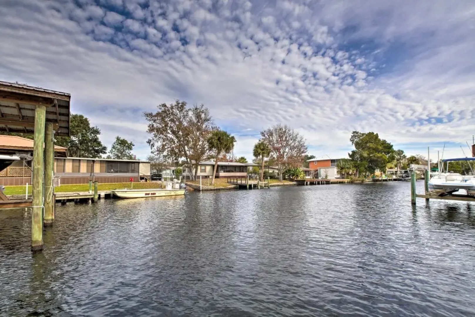 Waterfront Homosassa Home w/ Private Dock & Deck!
