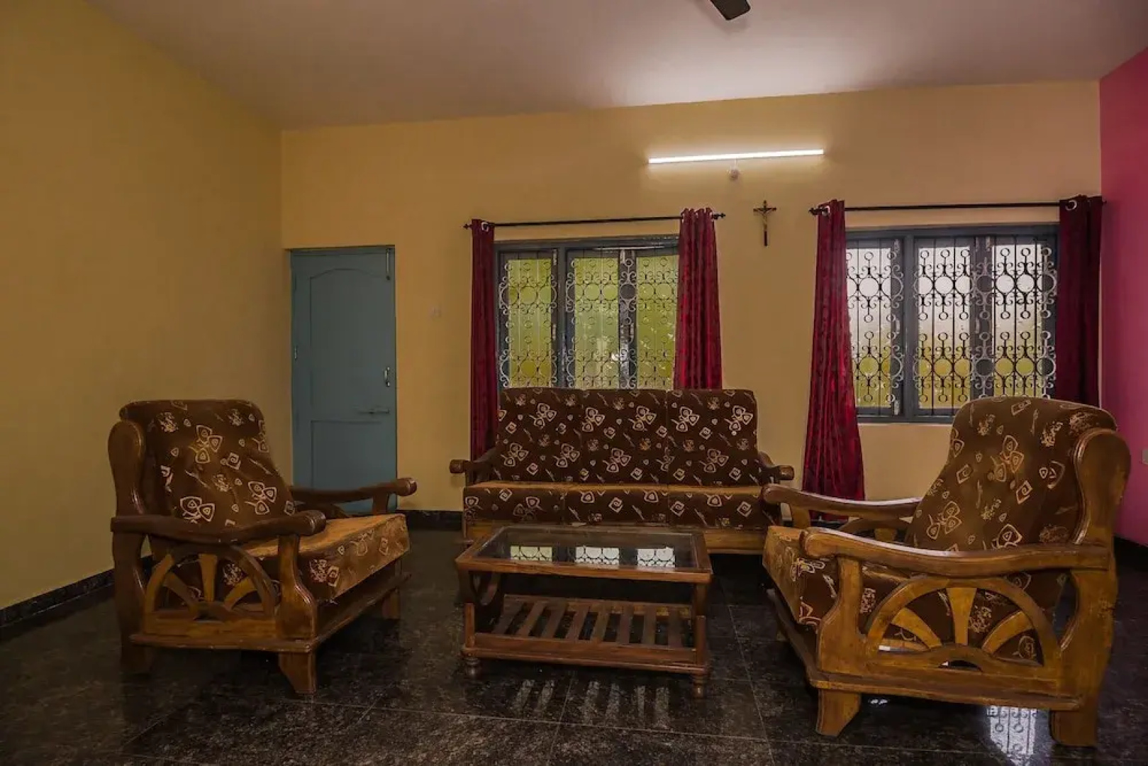 OYO Home 22802 Feildview 3BHK Mapusa