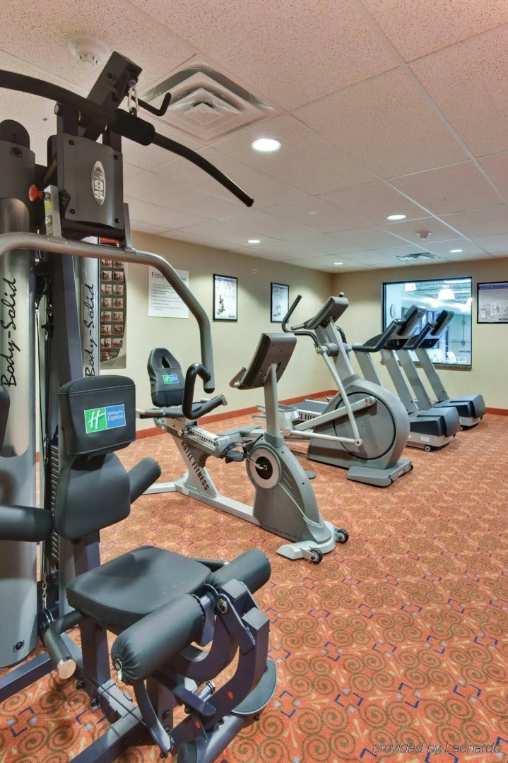 Holiday Inn Express Hotel & Suites Detroit-Novi by IHG