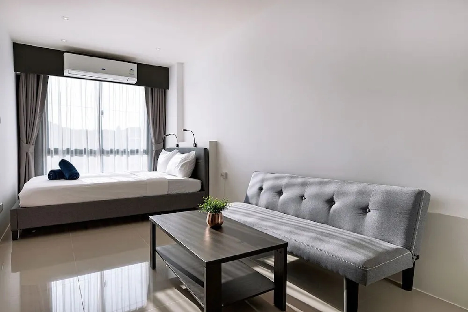 Studio Central Hillview A901