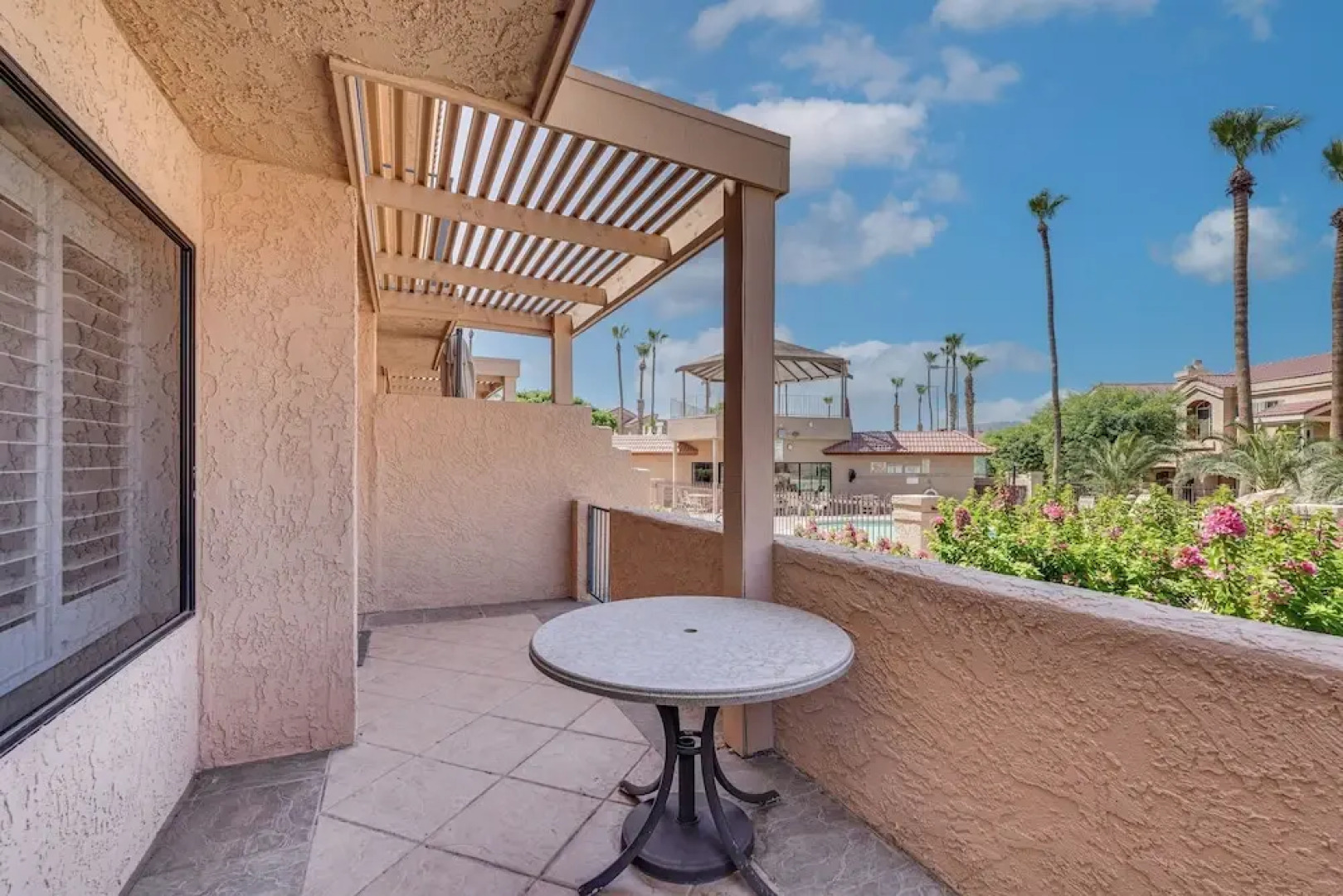 Walk to Lake Havasu Beaches: Condo w/ Pool Access!
