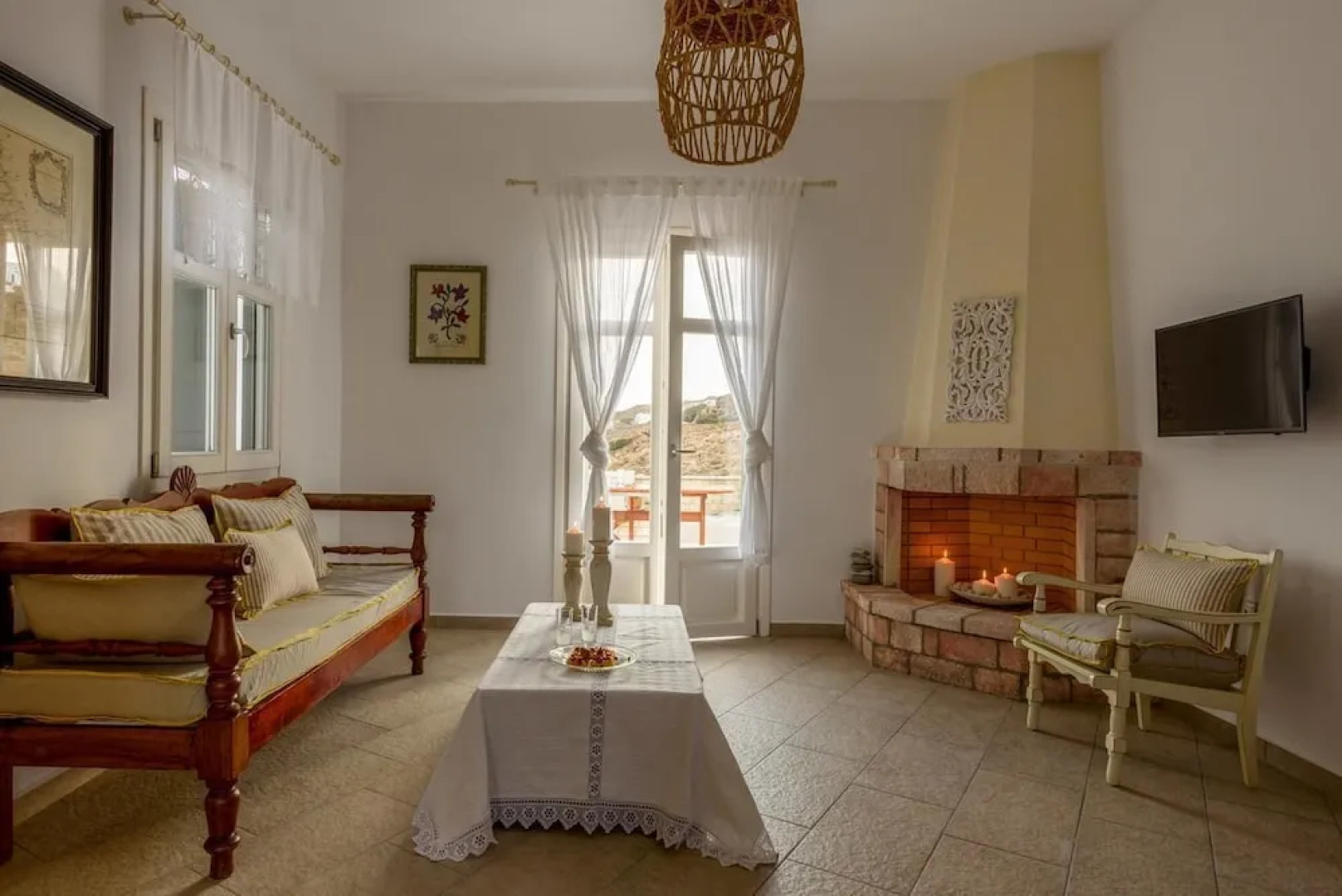 Irene Kimolos Villas