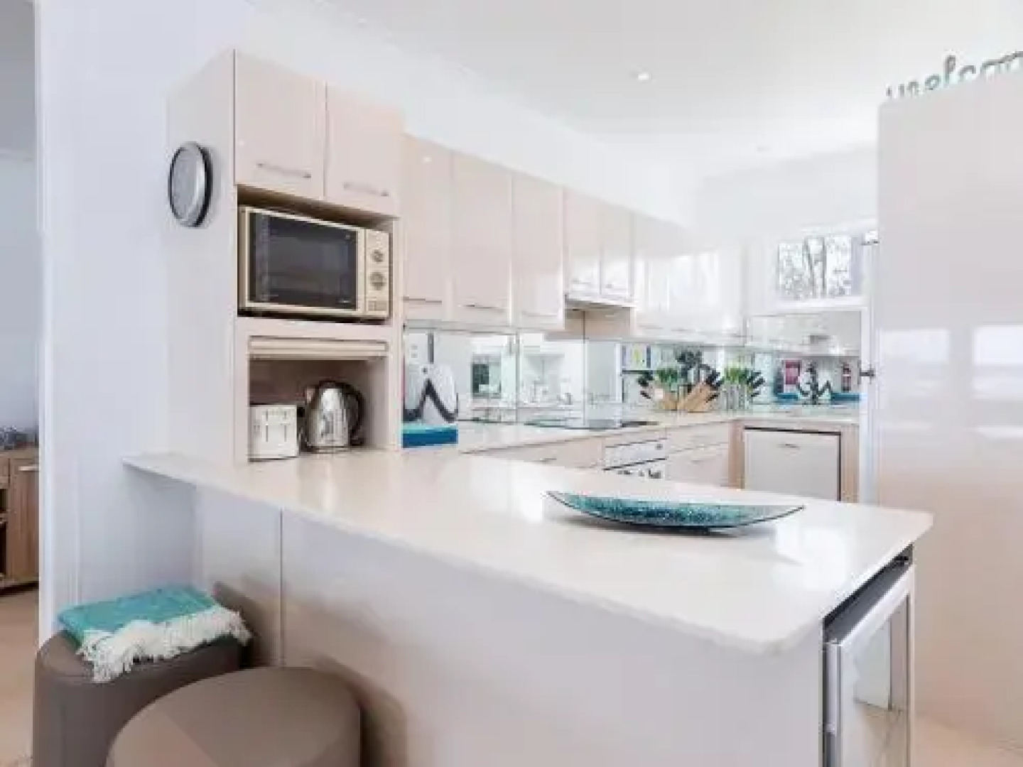 Casa Martins', 219 Foreshore Drive - Absolute Waterfront House