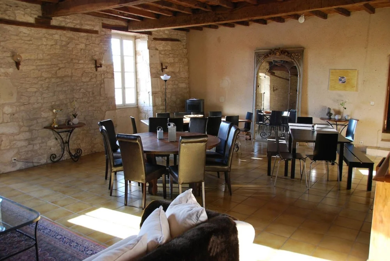 Cottage With Swimming Pool in a Picturesque Village up to 29 People