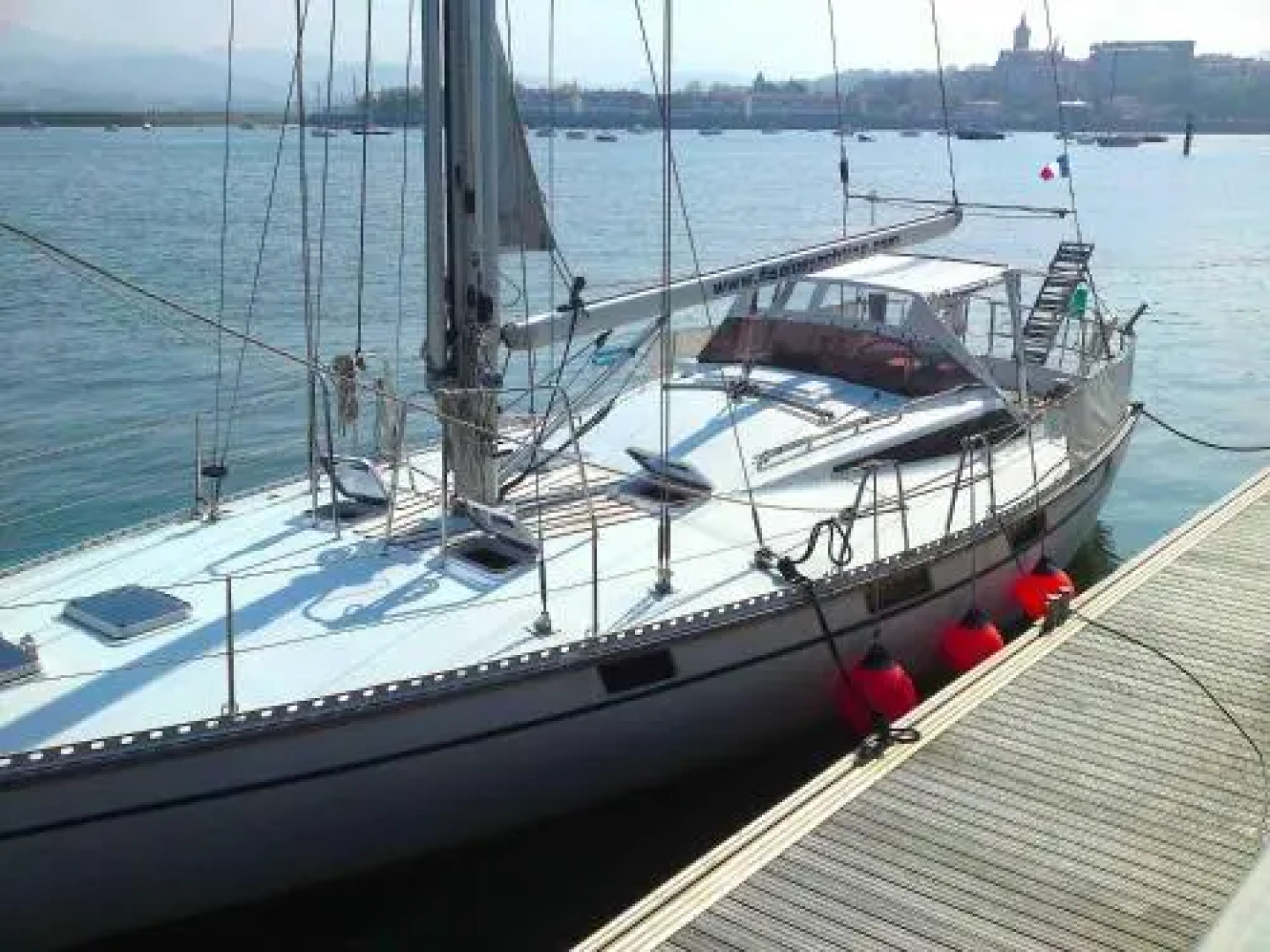 Bateau DHôtes Fisaloey