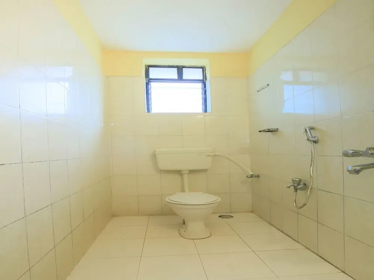 OYO 15263 Seaview Holiday Apartments