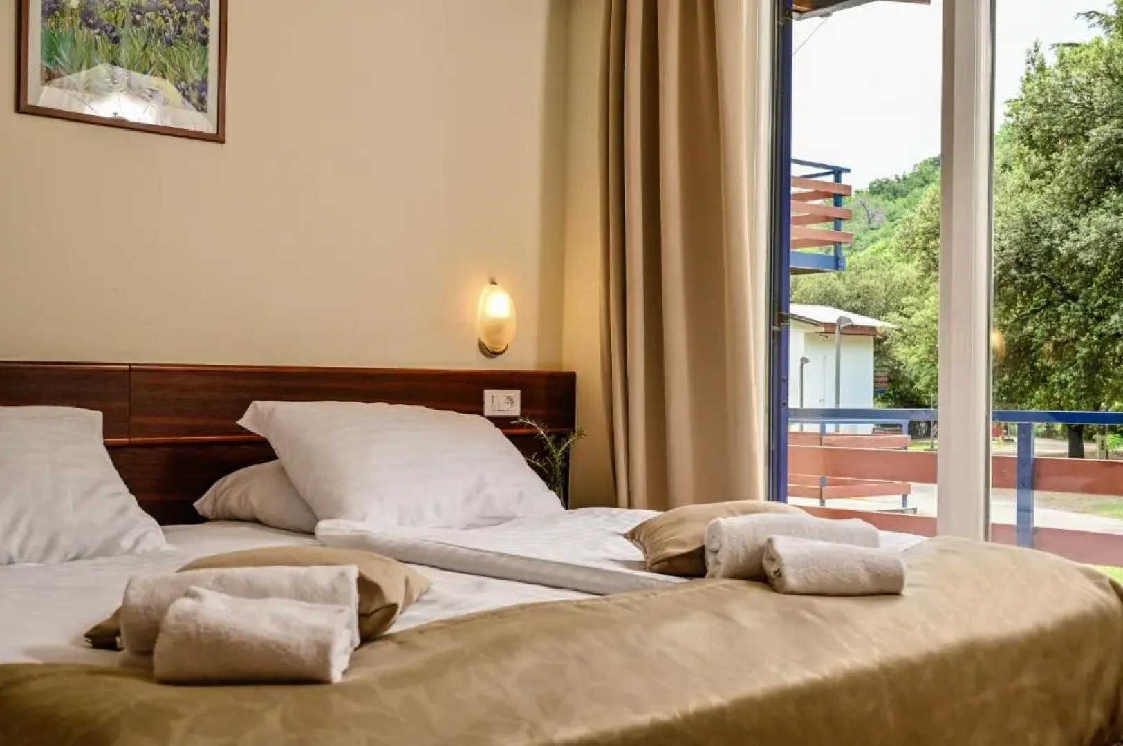 Campsite & Holiday Resort Medveja Apartments