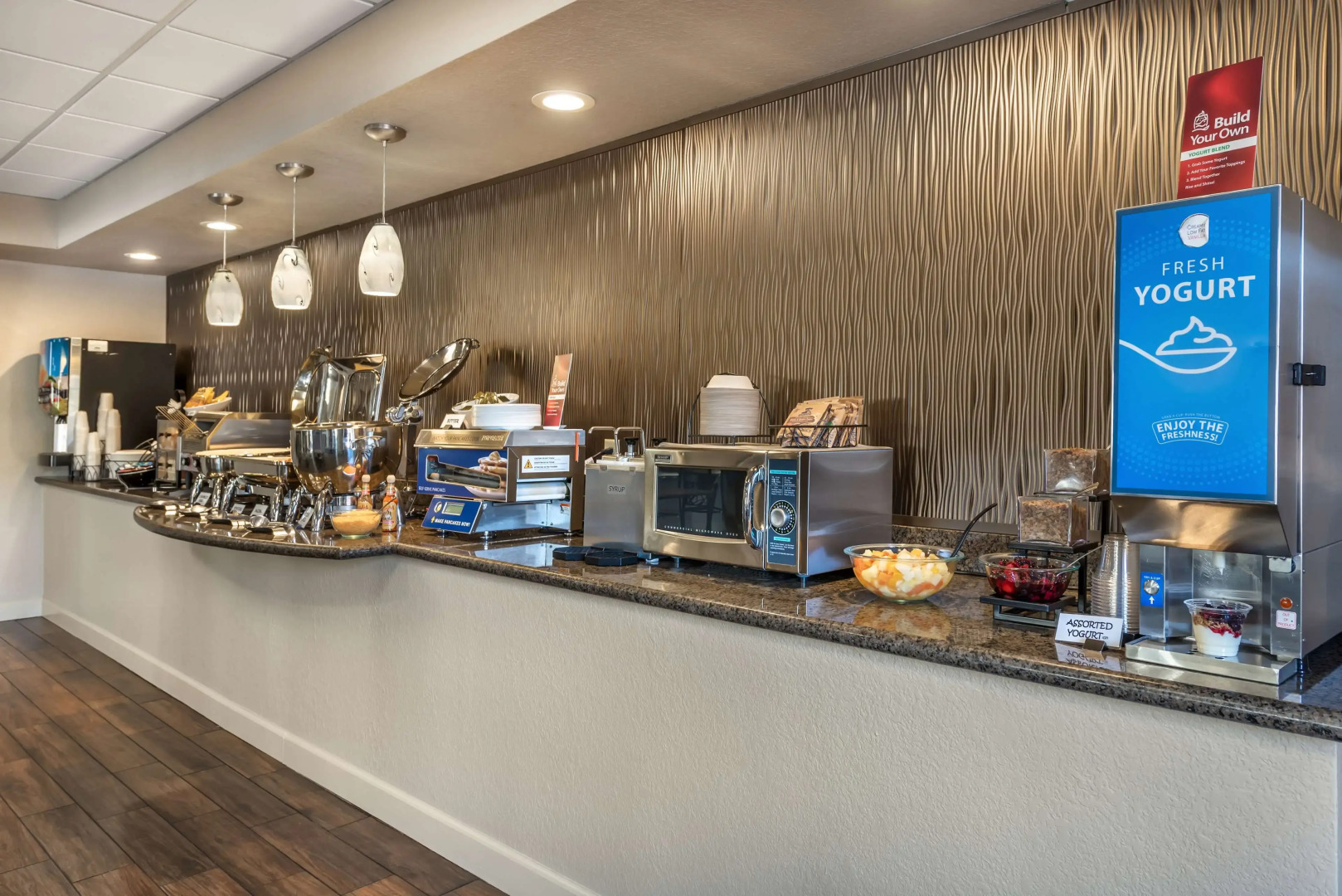 Best Western Plus Peak Vista Inn & Suites