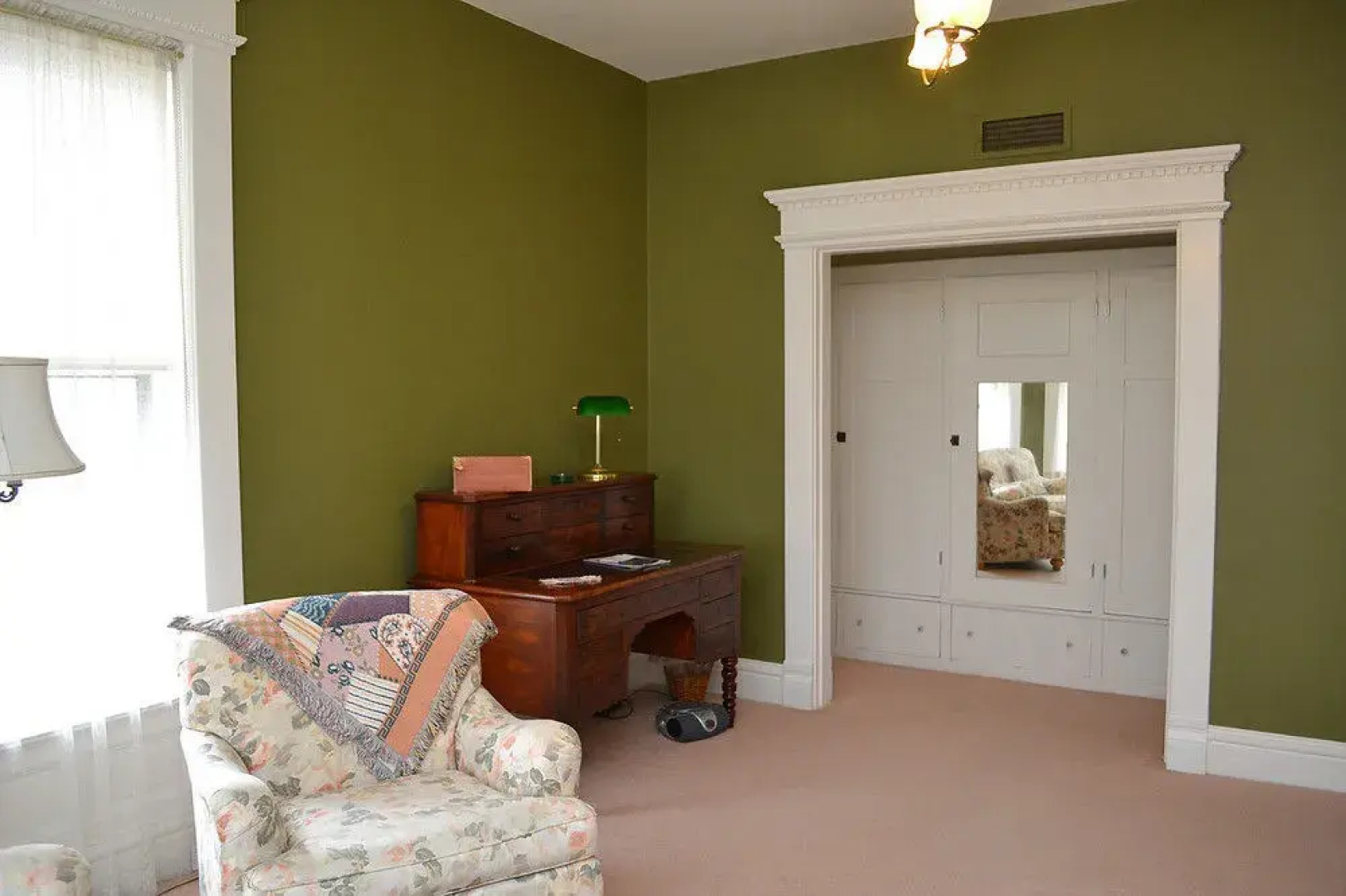 The Grand Anne Bed and Breakfast