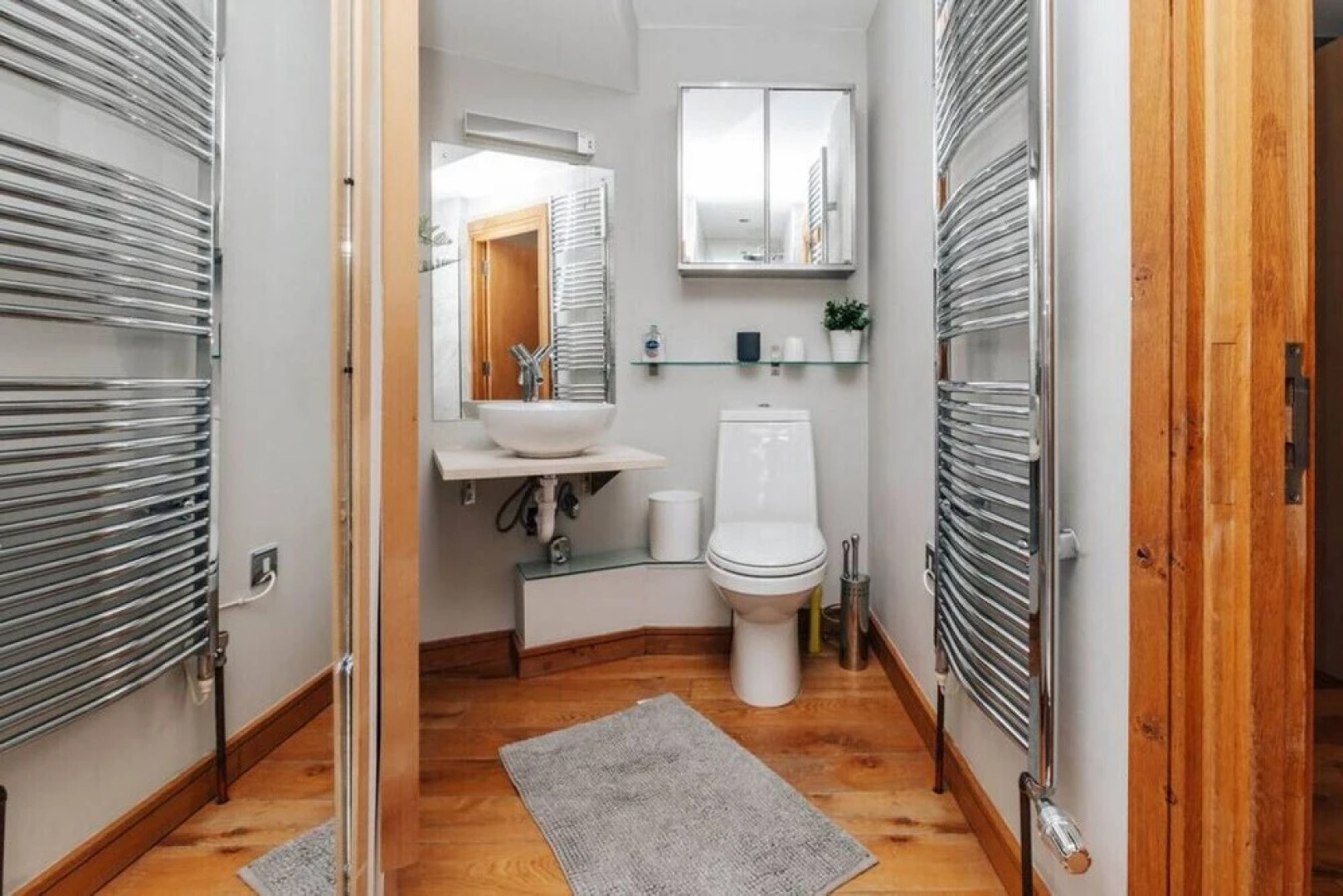 The Herringbone - 3 Bed With Parking Pet Friendly
