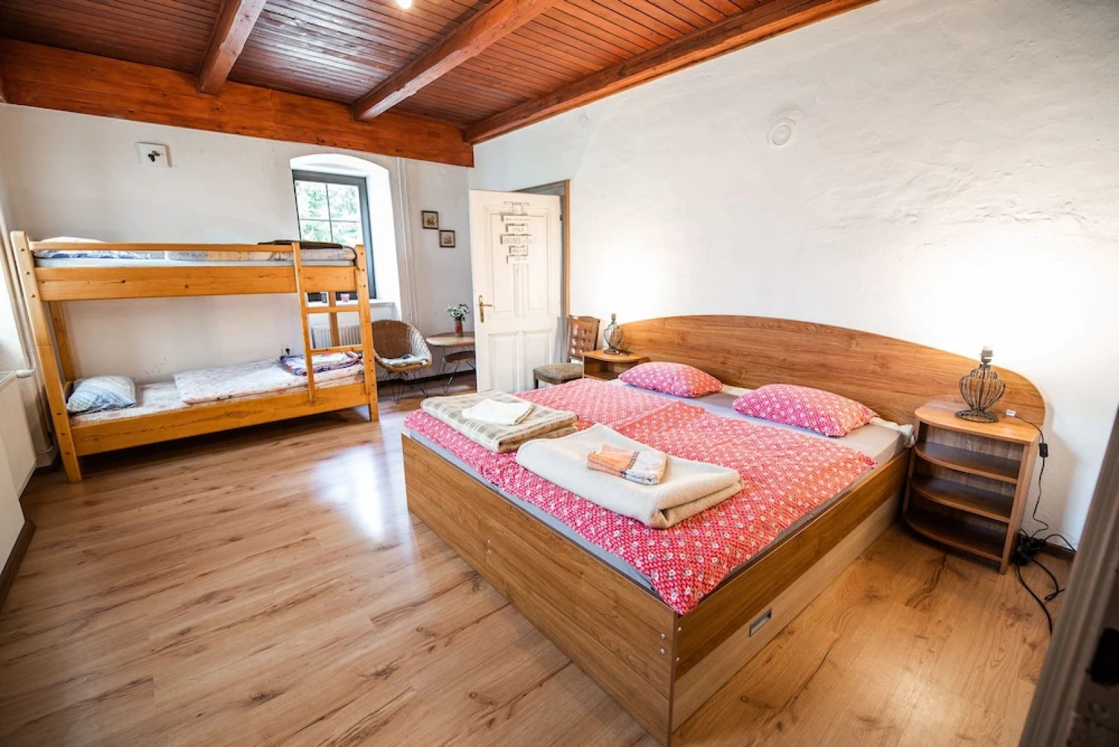 Cvet gora - Camping, Glamping and Accomodations - Hostel