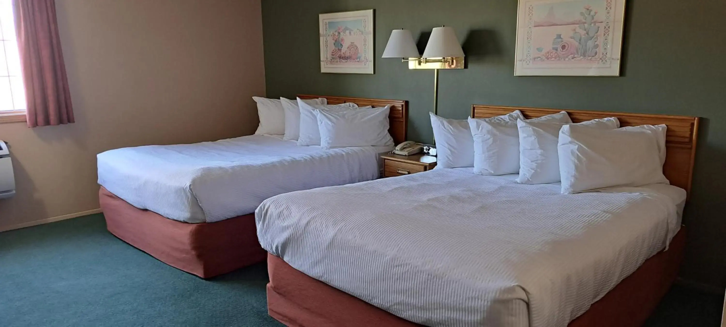 Travelodge by Wyndham Lacombe