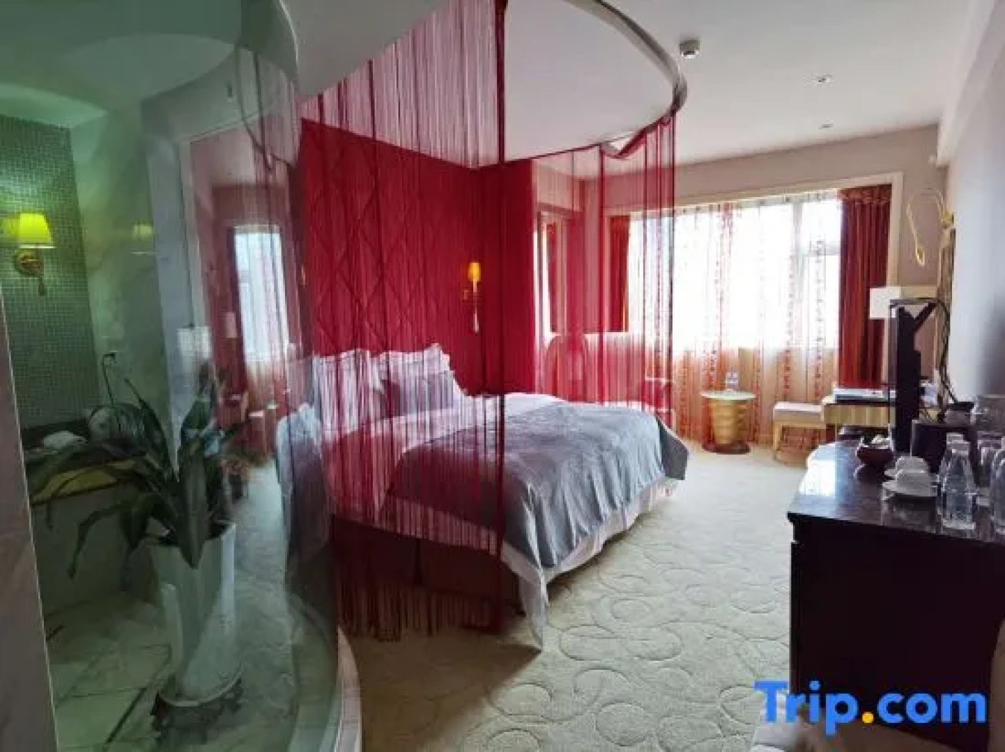 Times Holiday Hotel