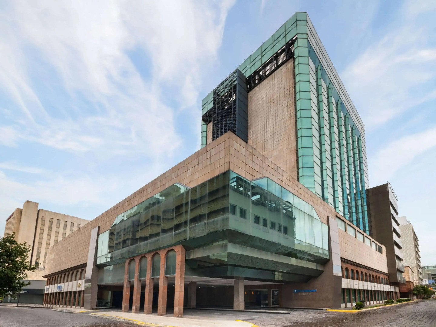 Wyndham Monterrey Ambassador Centro