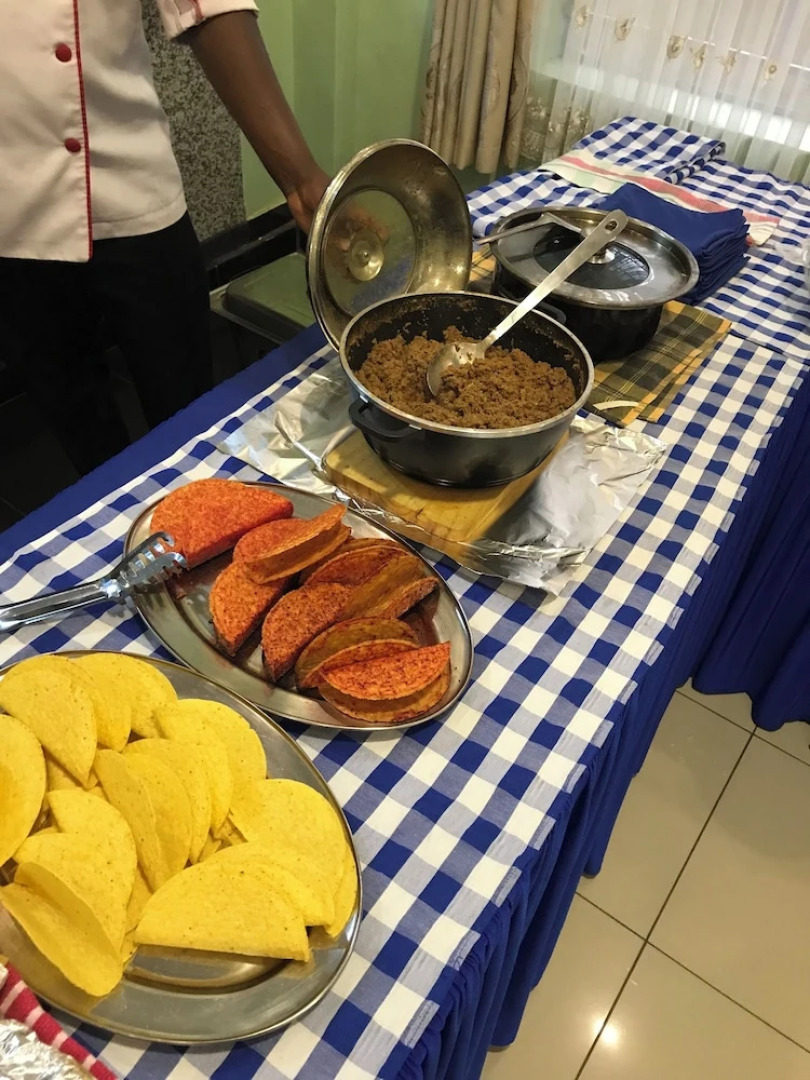 Glamour Apollo Hotel Webuye