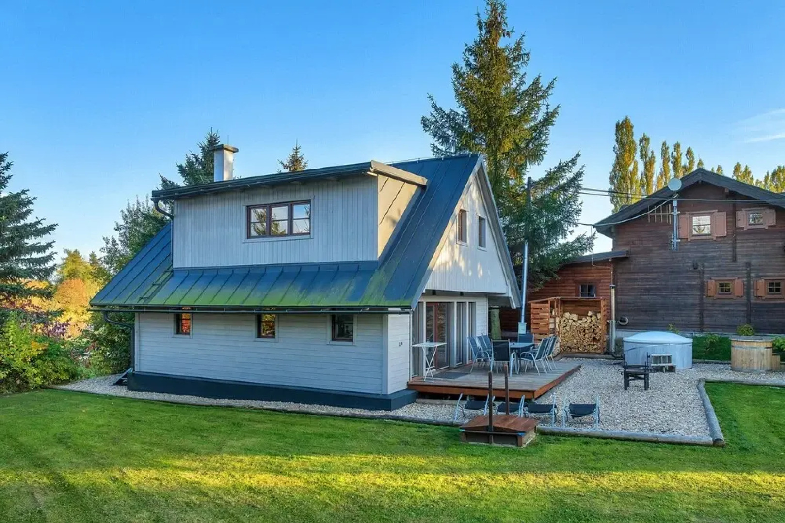 Villa in Dolni Branna With Sauna