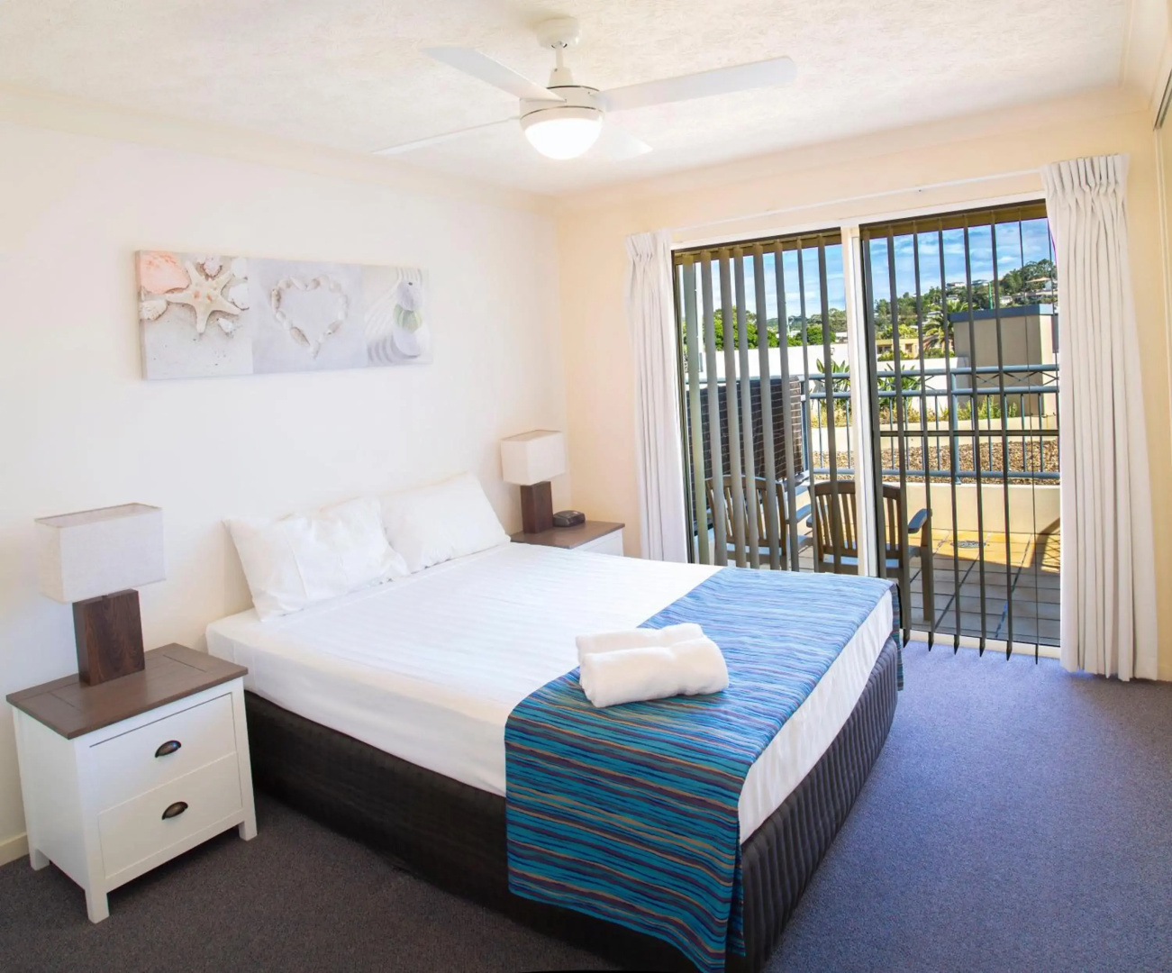 Golden Riviera Beach Resort