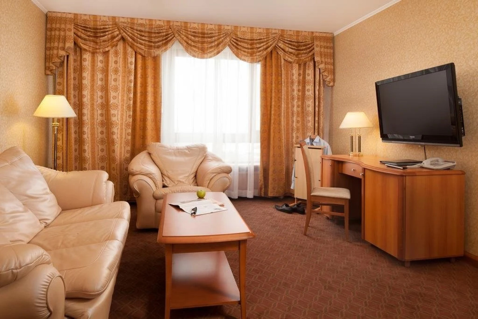 Космос Клуб 4*