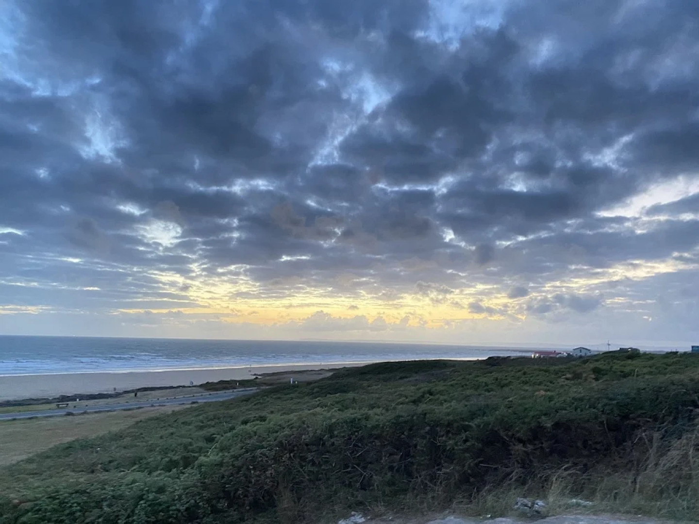 Beautiful 1-bed Studio in Porthcawl Near Beach