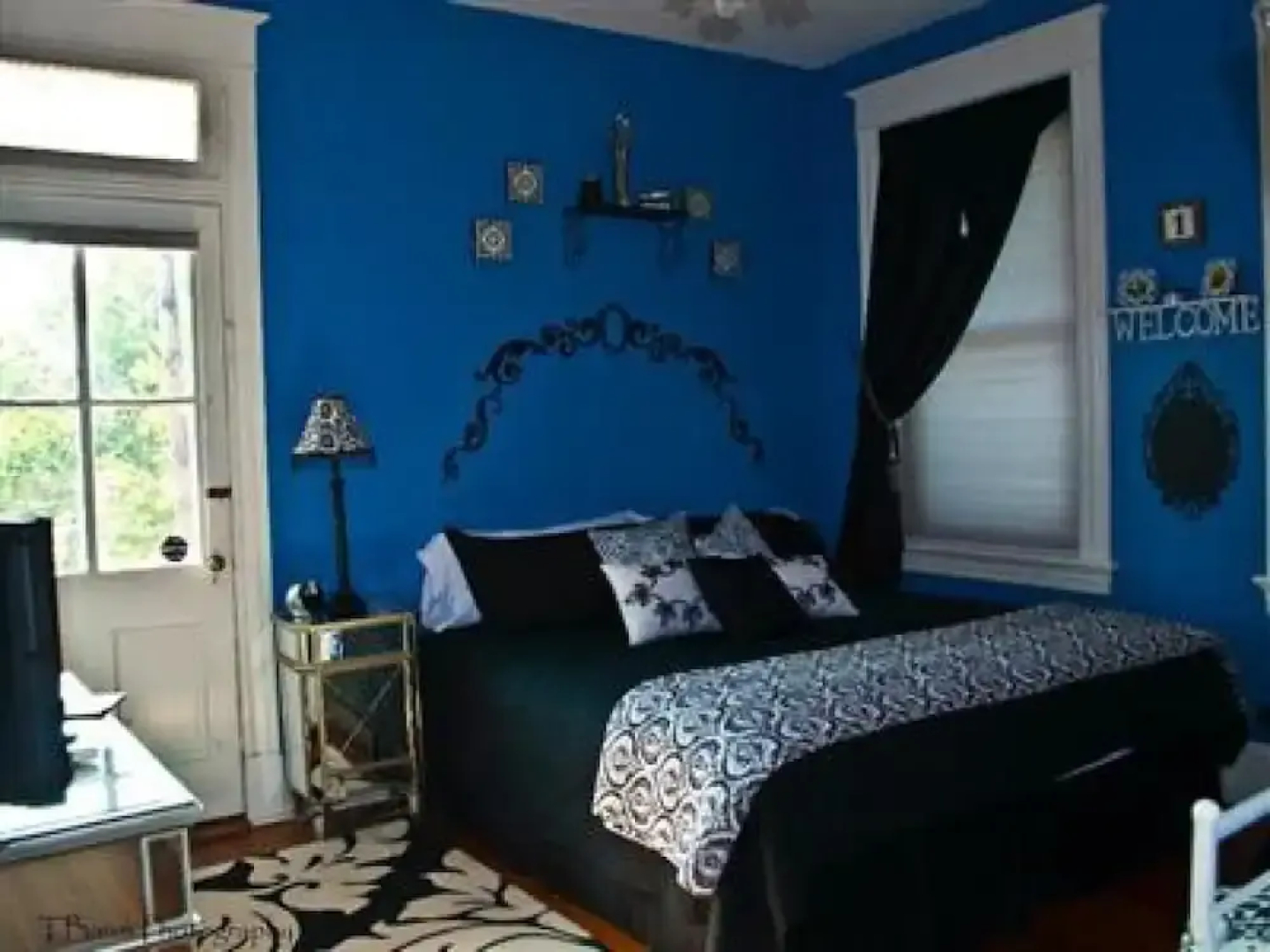 The One Bed and Breakfast