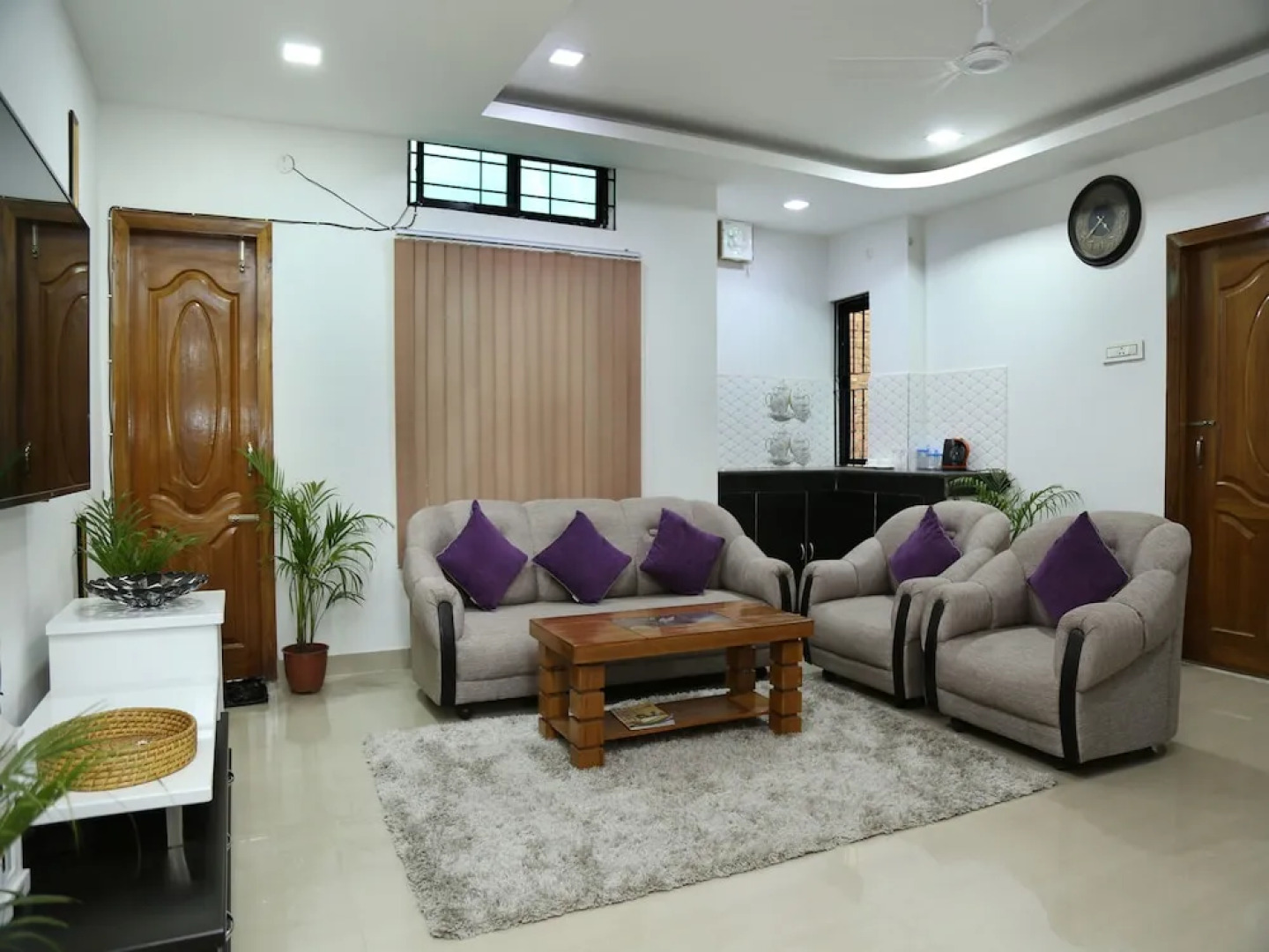 OYO 5566 The Blu Bell