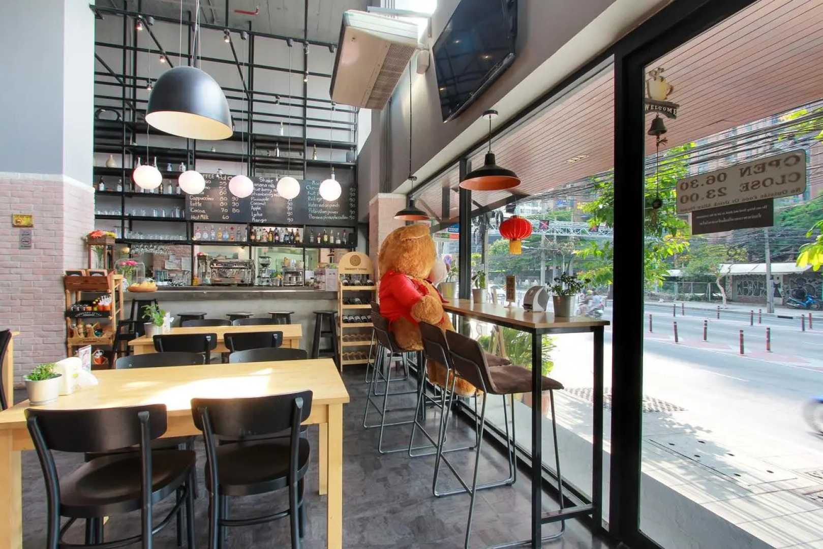 D Varee Xpress Makkasan