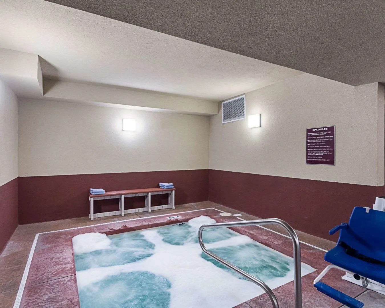 Comfort Suites Airport