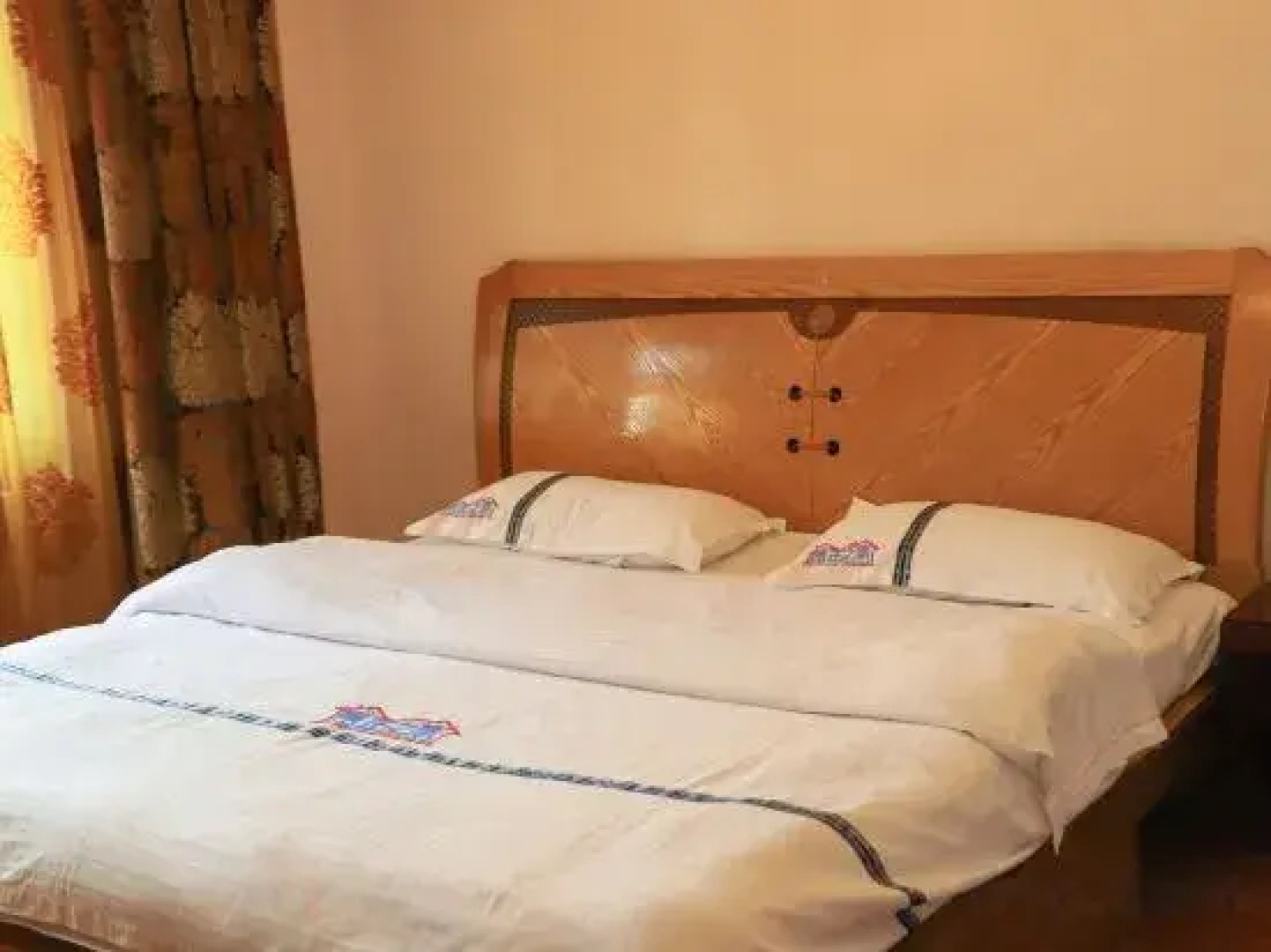 Chuxiong Super 8° Jujunlaike Hotel