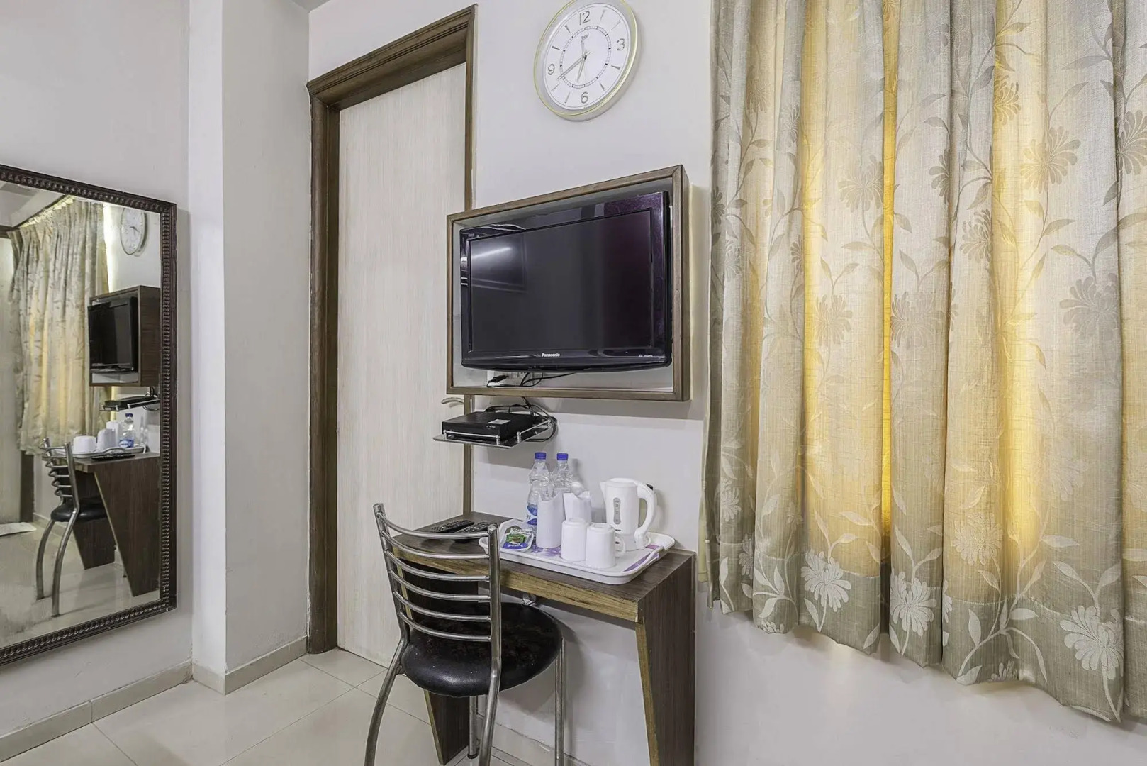 Treebo Rockwell Plaza