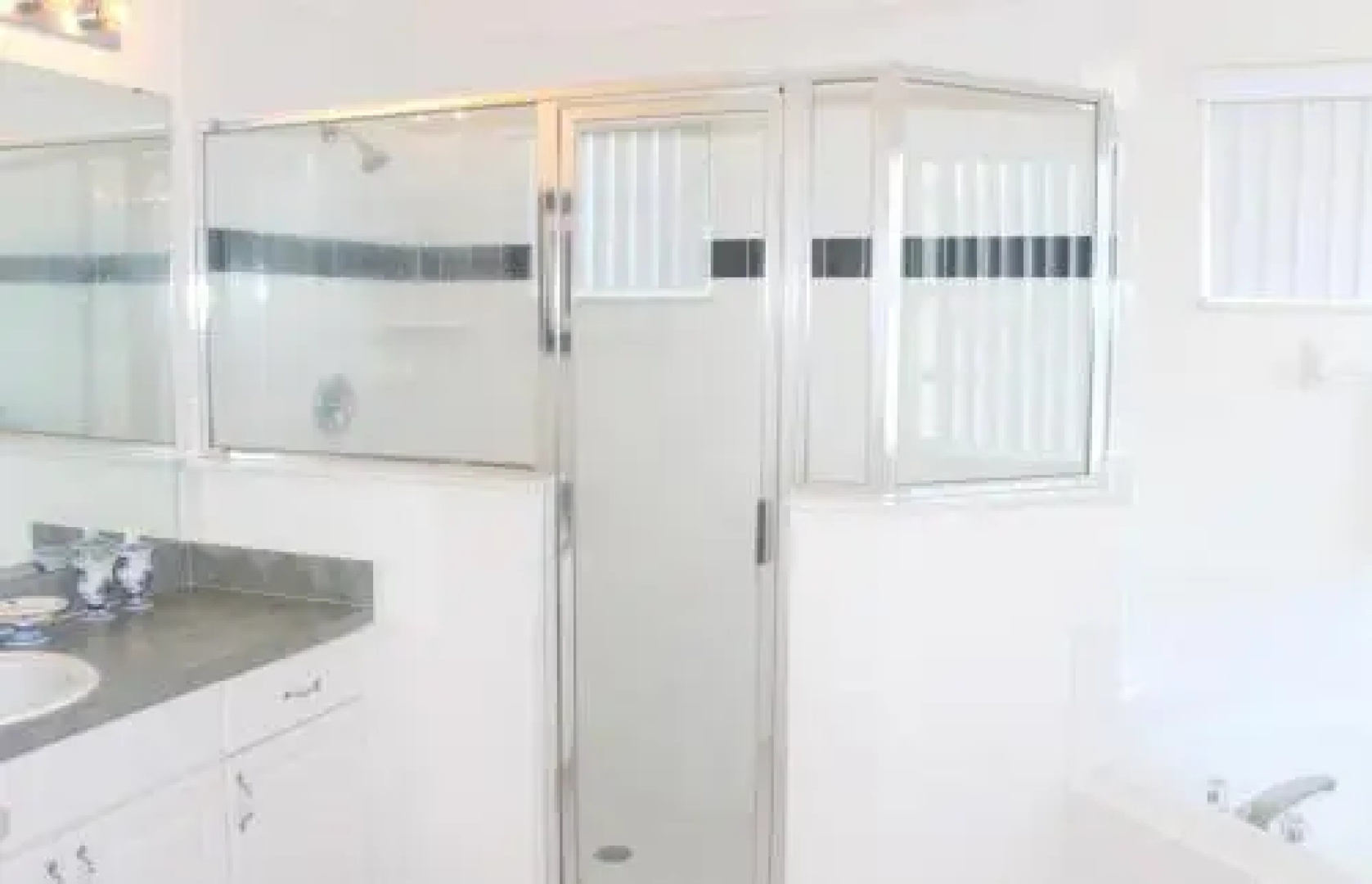 Balmoral Villa TA708