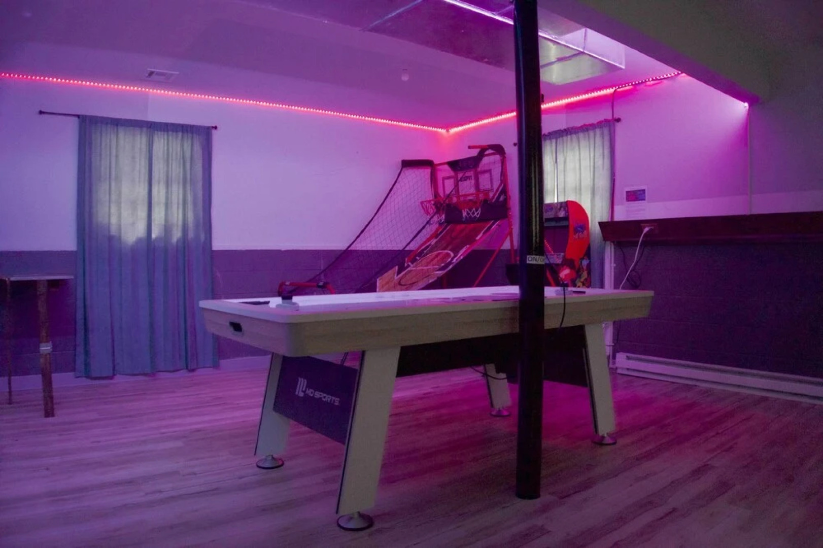 Poconos Retreat w/ Game Room, Hot Tub, & Sauna!