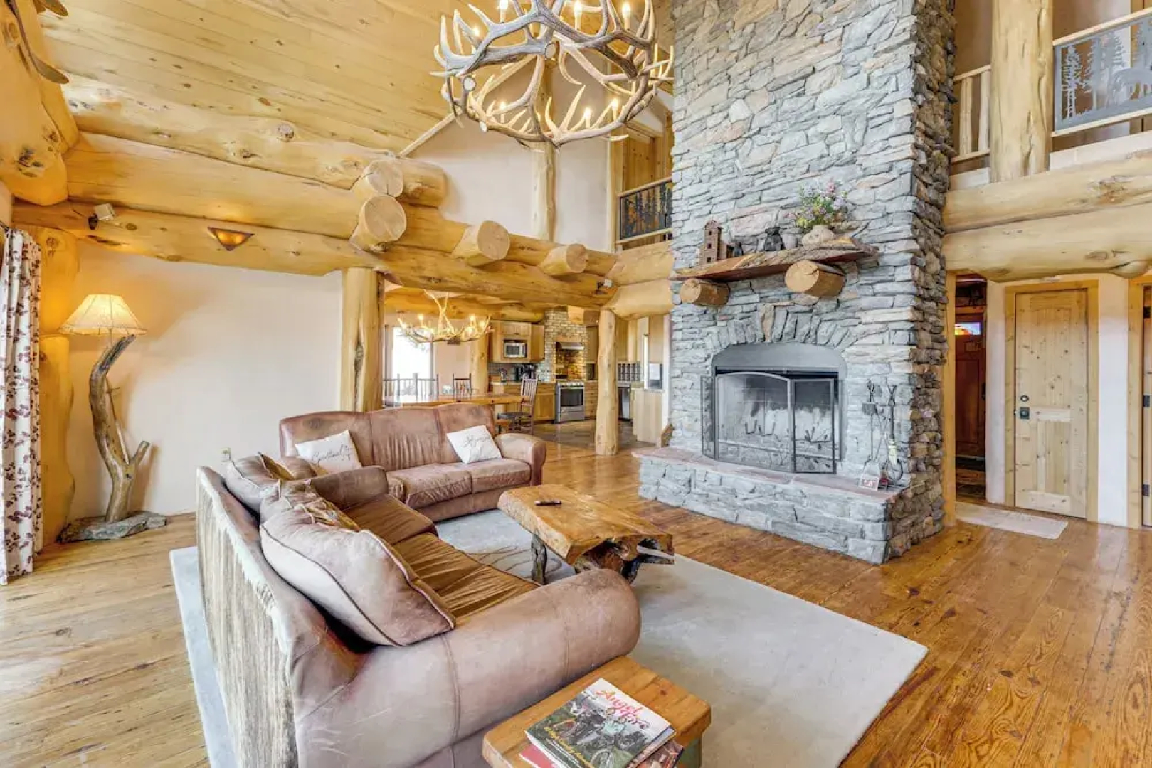 'burning Sky Lodge': Private Hot Tub & Ski-in/out