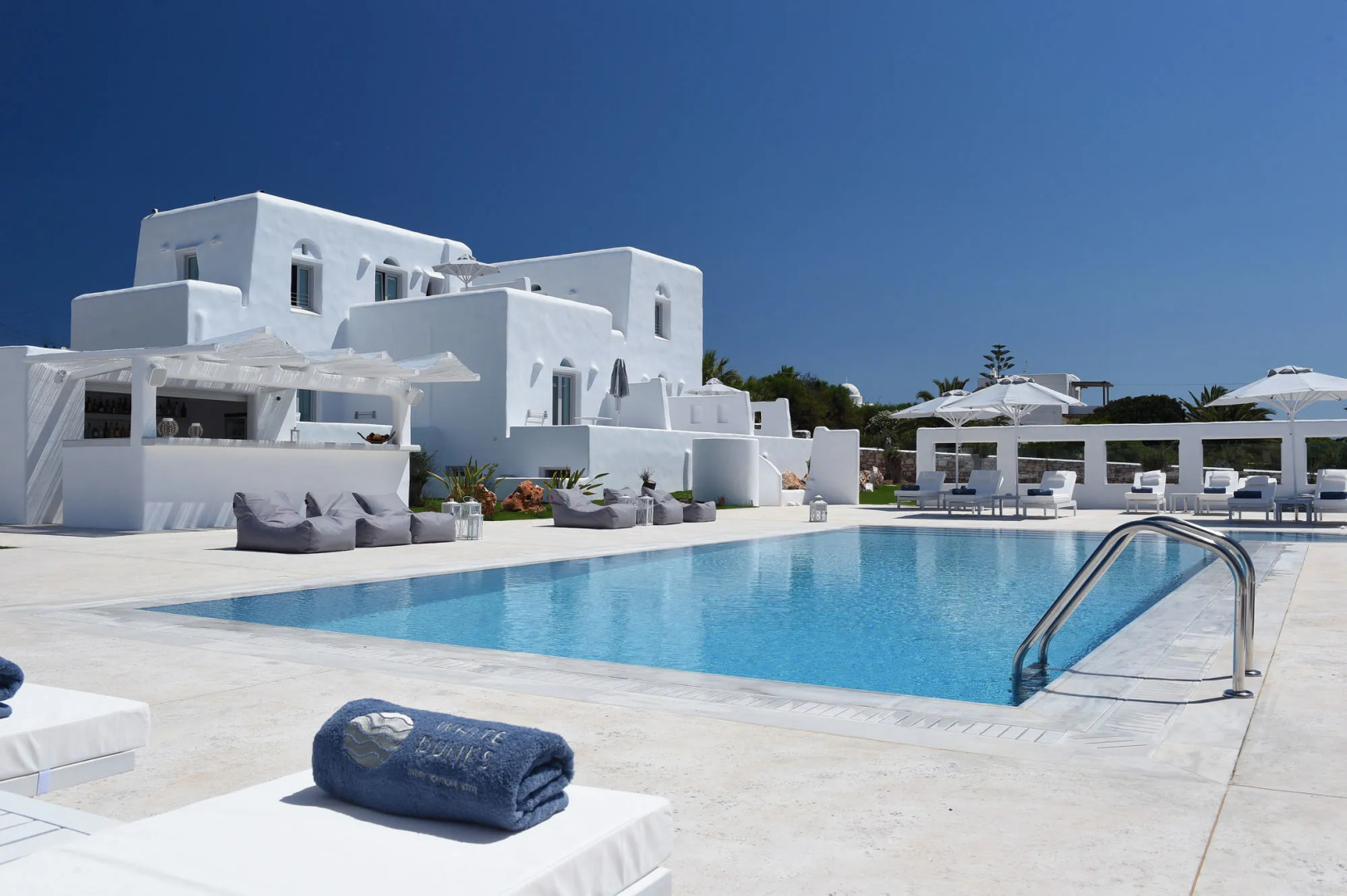 White Dunes Luxury Boutique Hotel