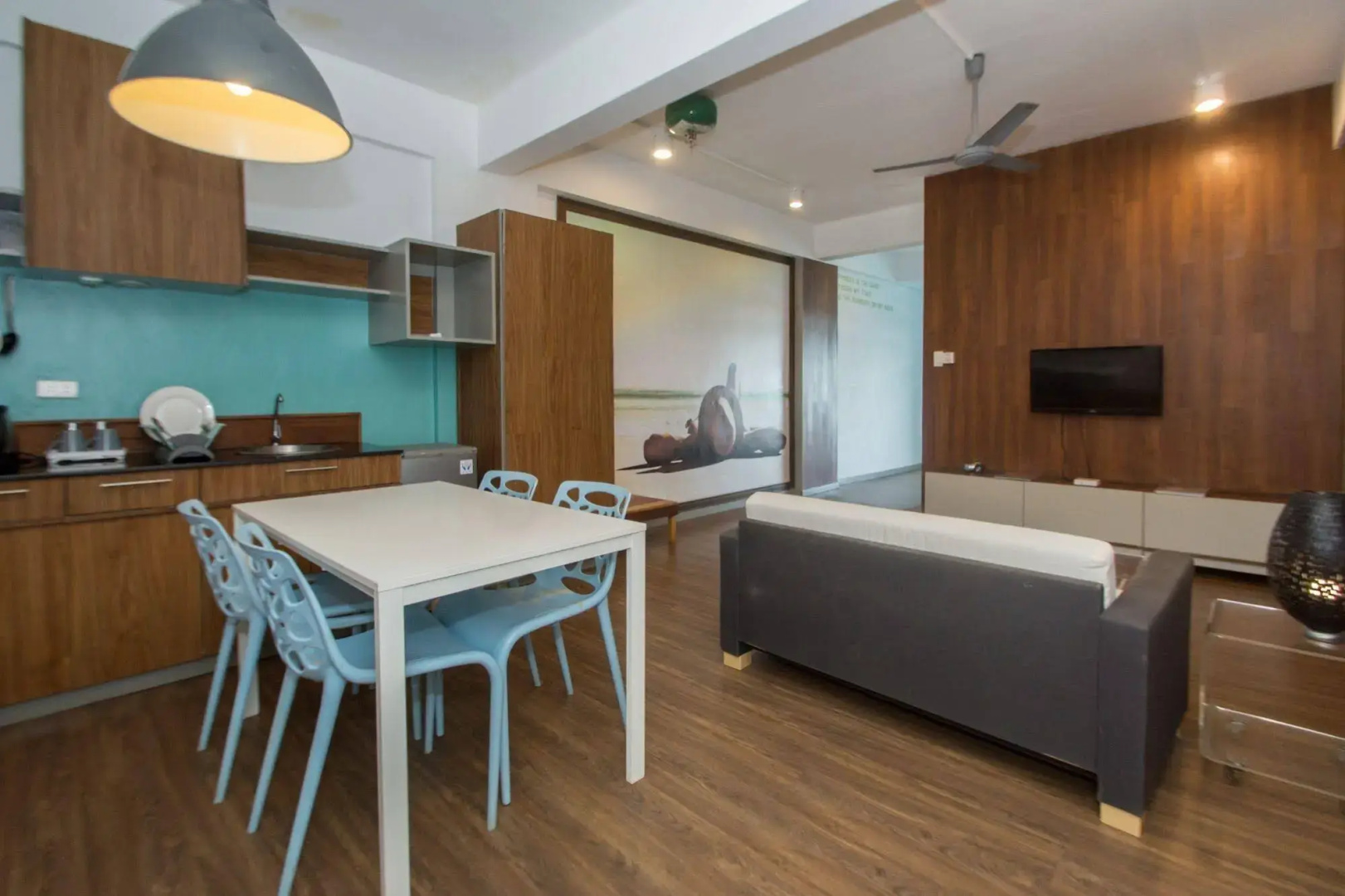 LuxeView Hotel