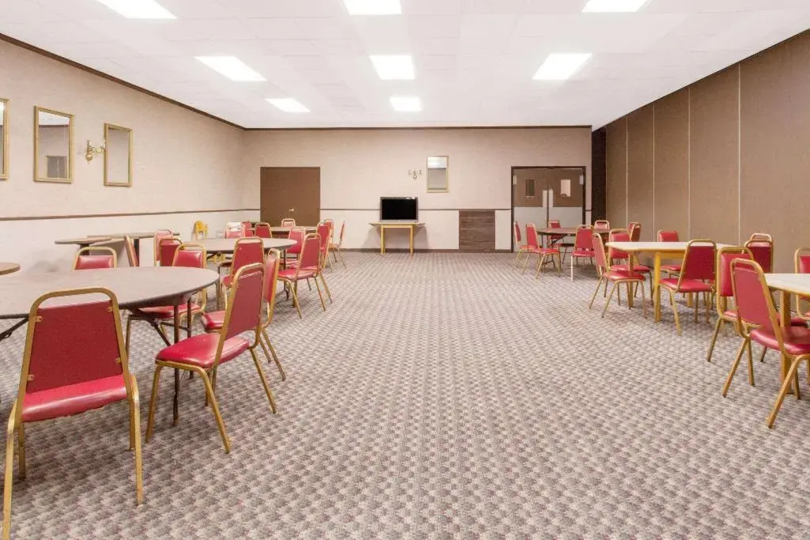 Best Western Plymouth Inn-White Mountains